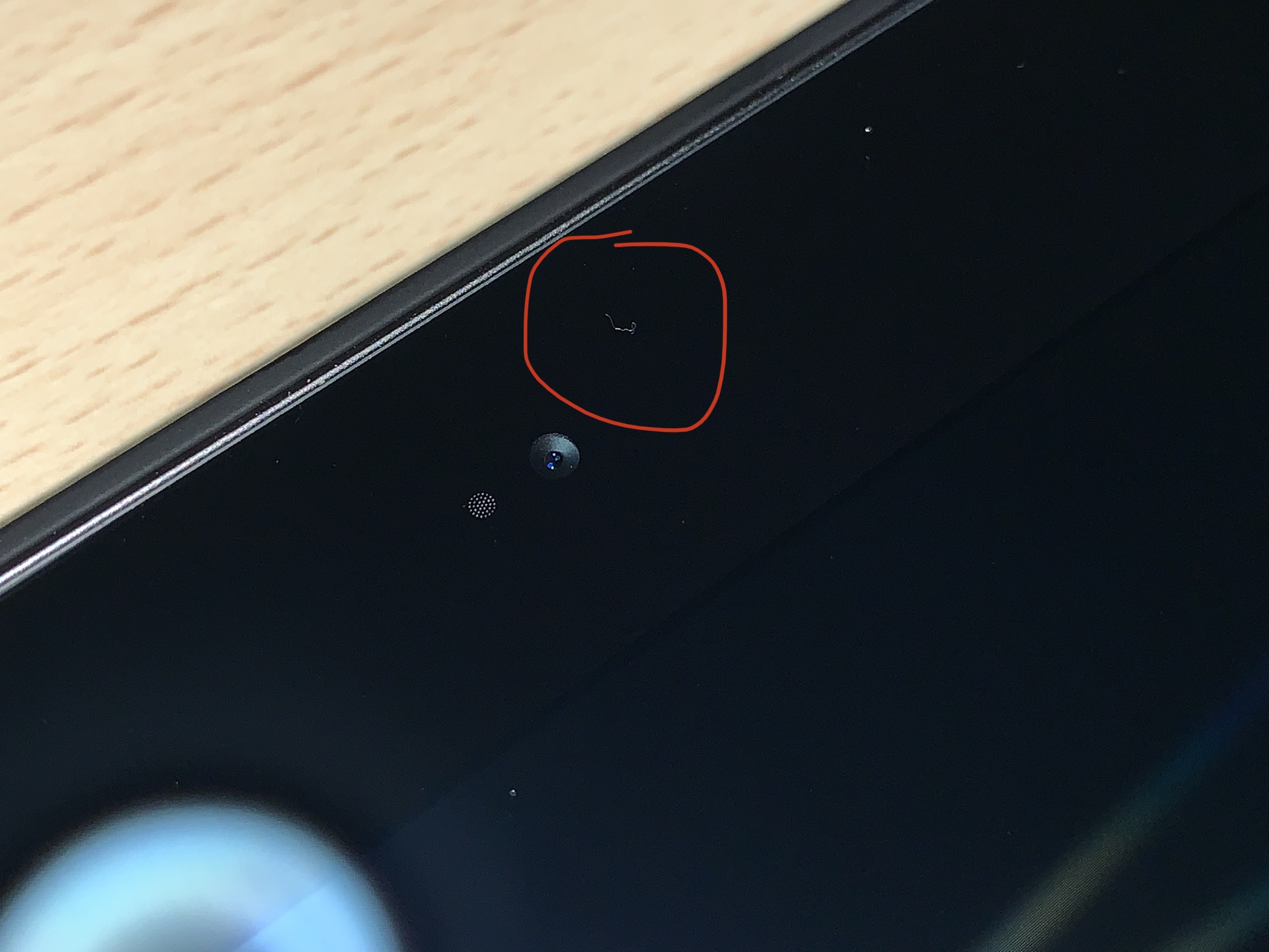Dust spots under the glass iPad 2019 (7… Apple Community