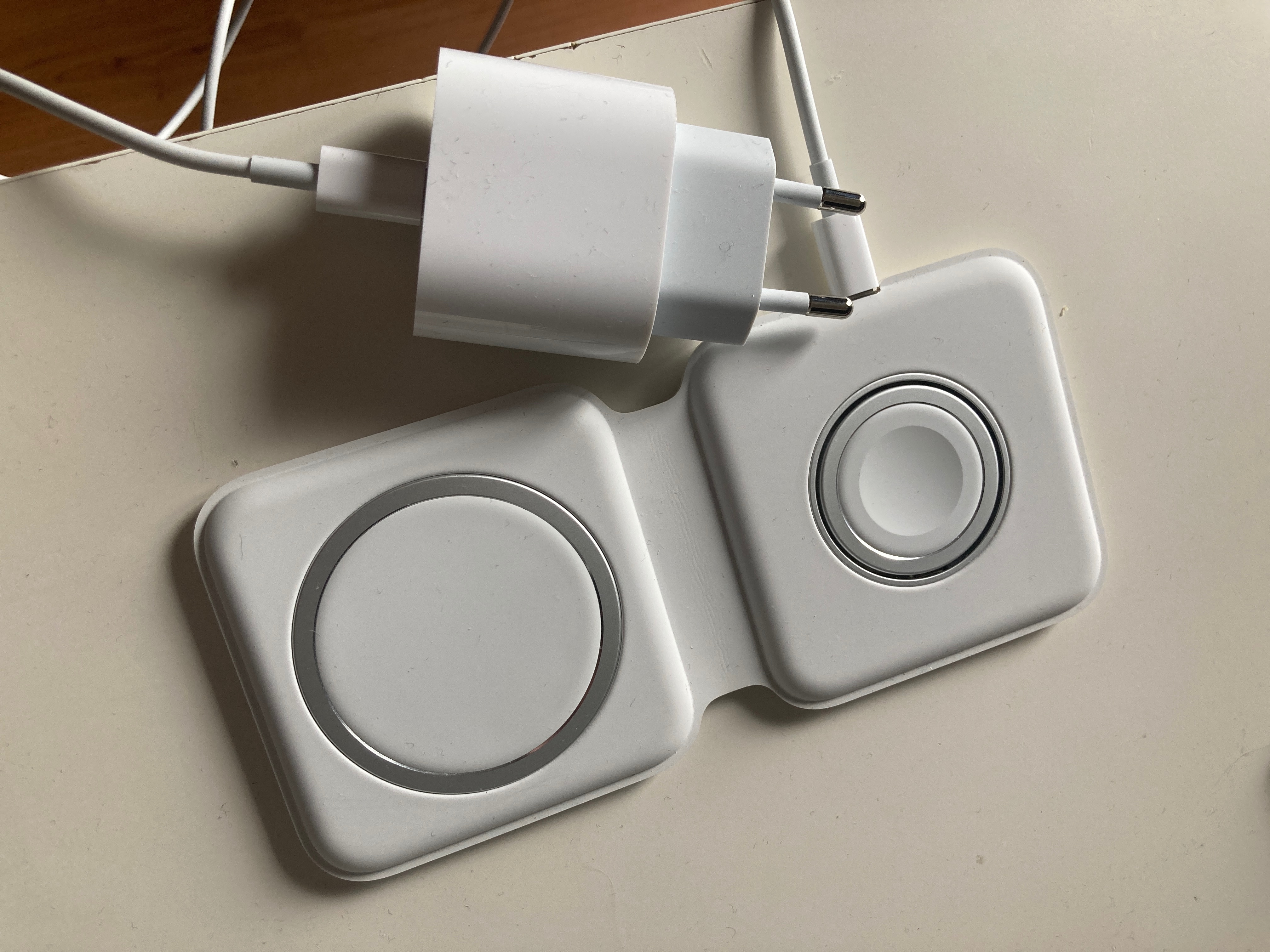 Apple's MagSafe Duo Charger Doesn't Support Full 15W Charging for