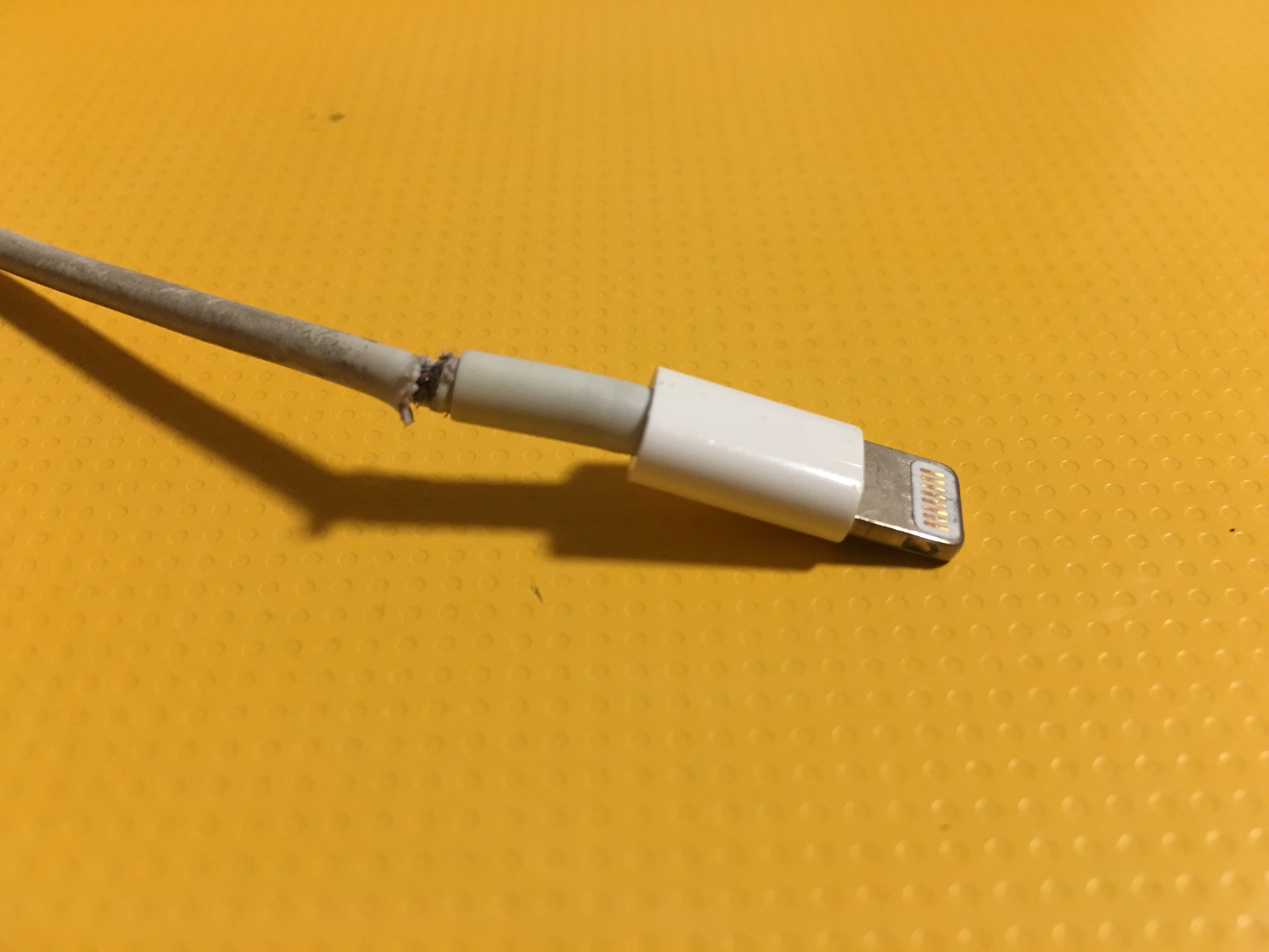 Why do lightning cables break so easily? … - Apple Community