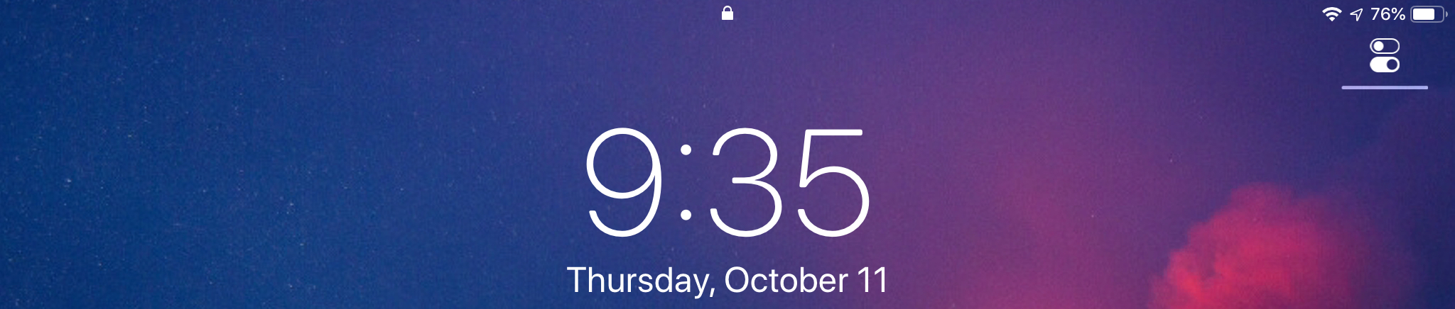 Strange underline on iOS12 Lock screen - Apple Community