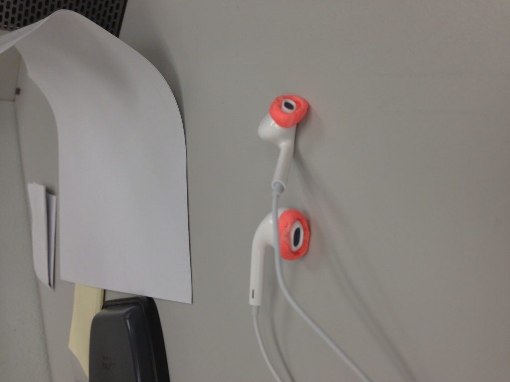 Sugru Earbuds : 9 Steps - Instructables