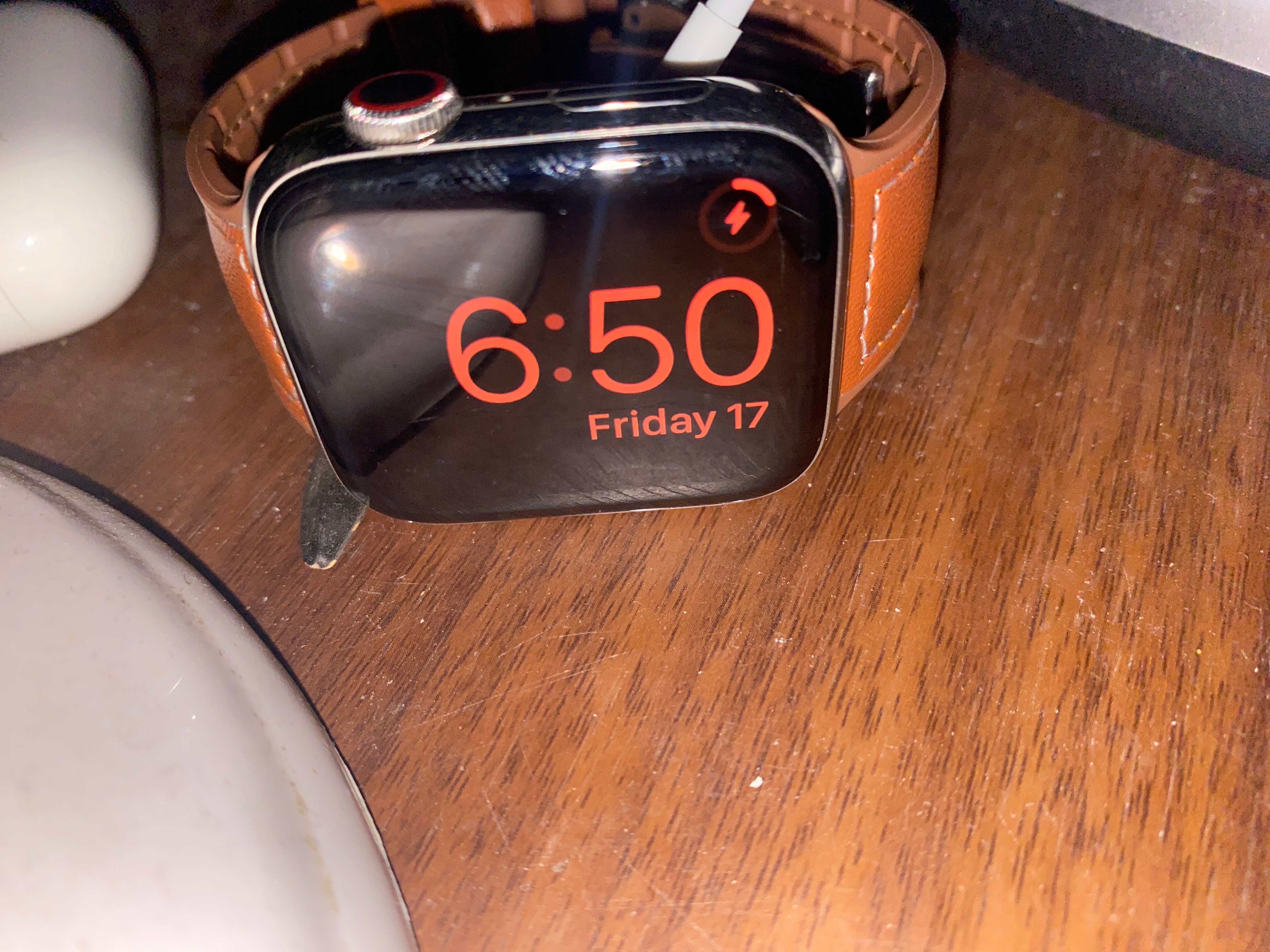 Apple watch 4 not clearance charging