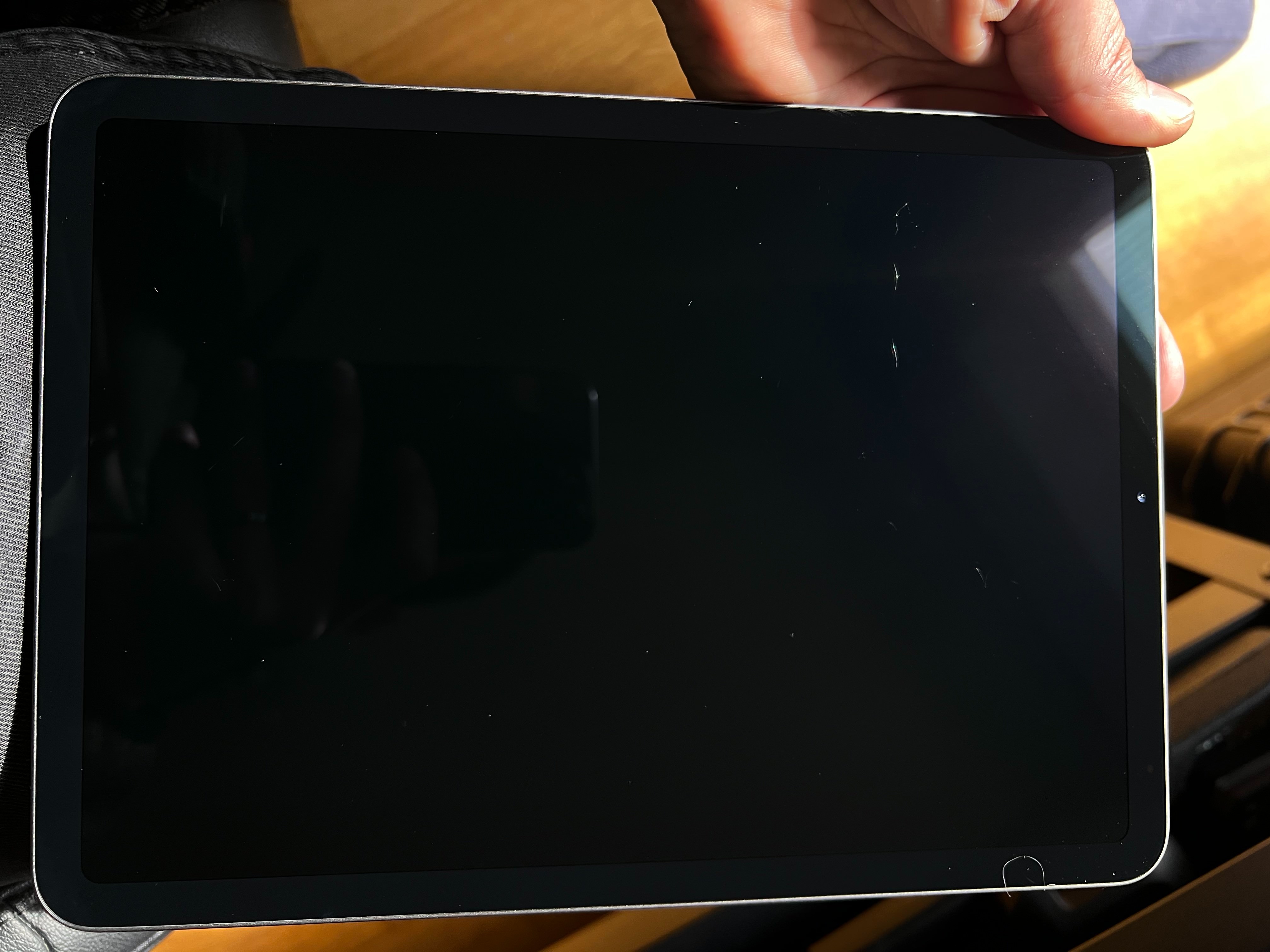 Does the iPad air scratch easily?