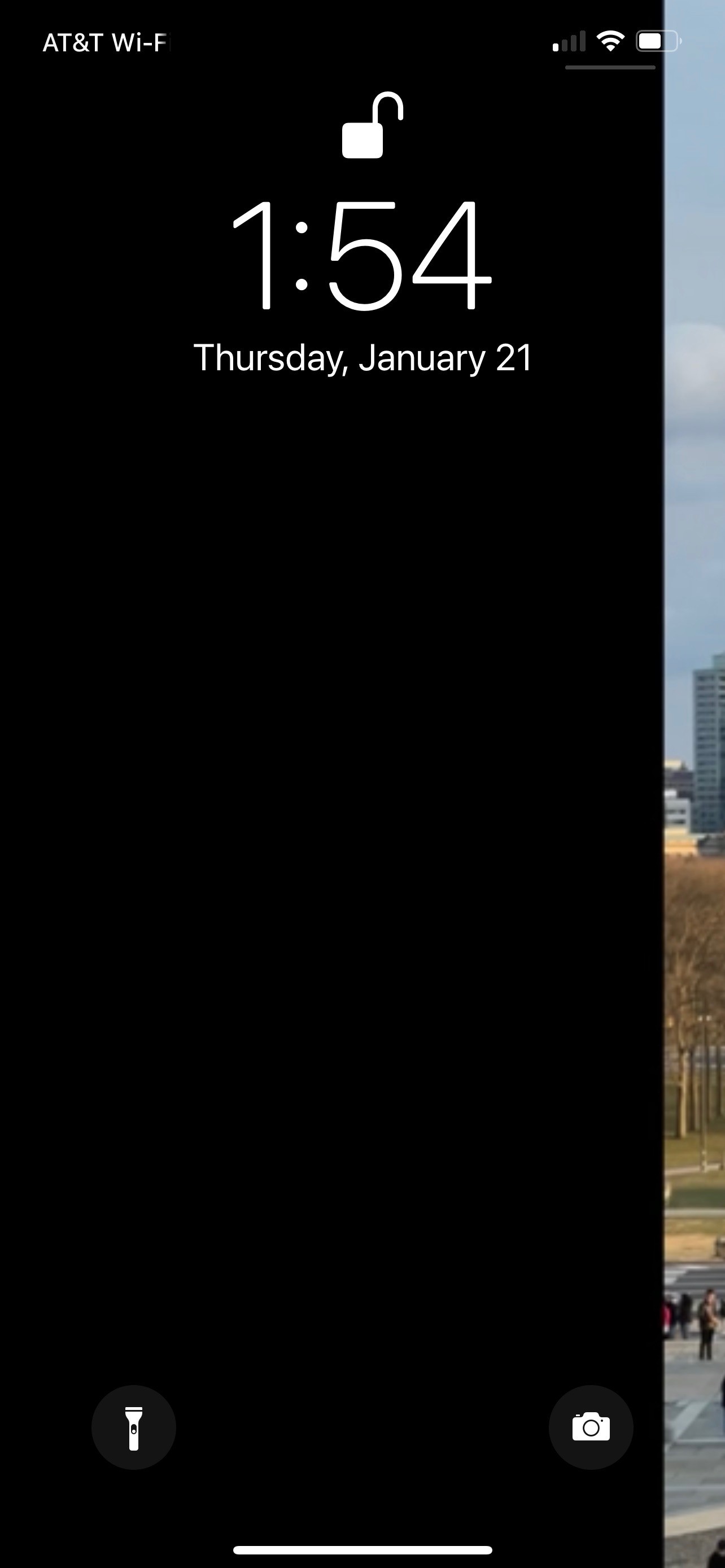 Live Photo lock screen goes black with ph… Apple Community