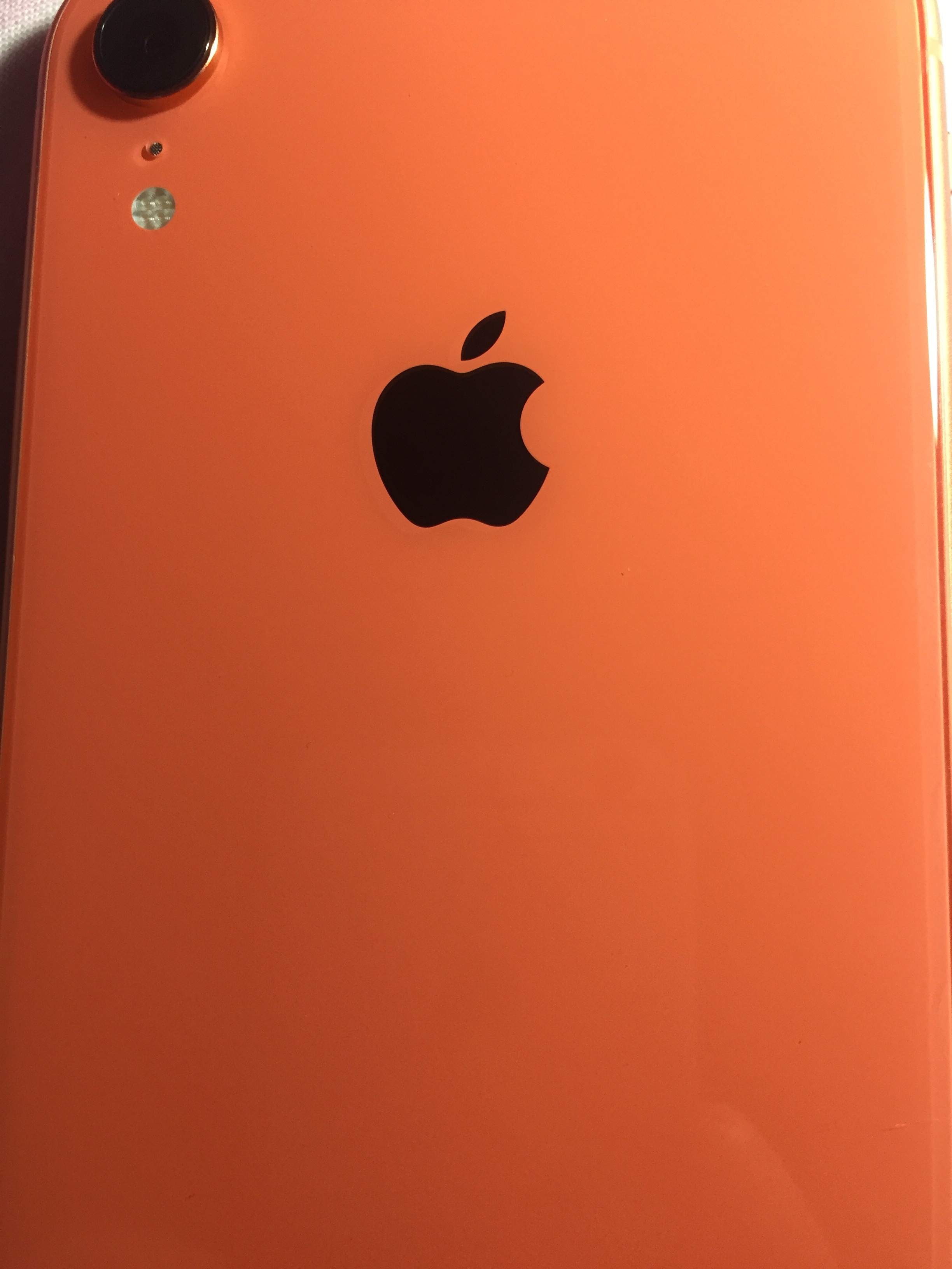 Apple Logo Shifted From Back Screen Iphon Apple Community