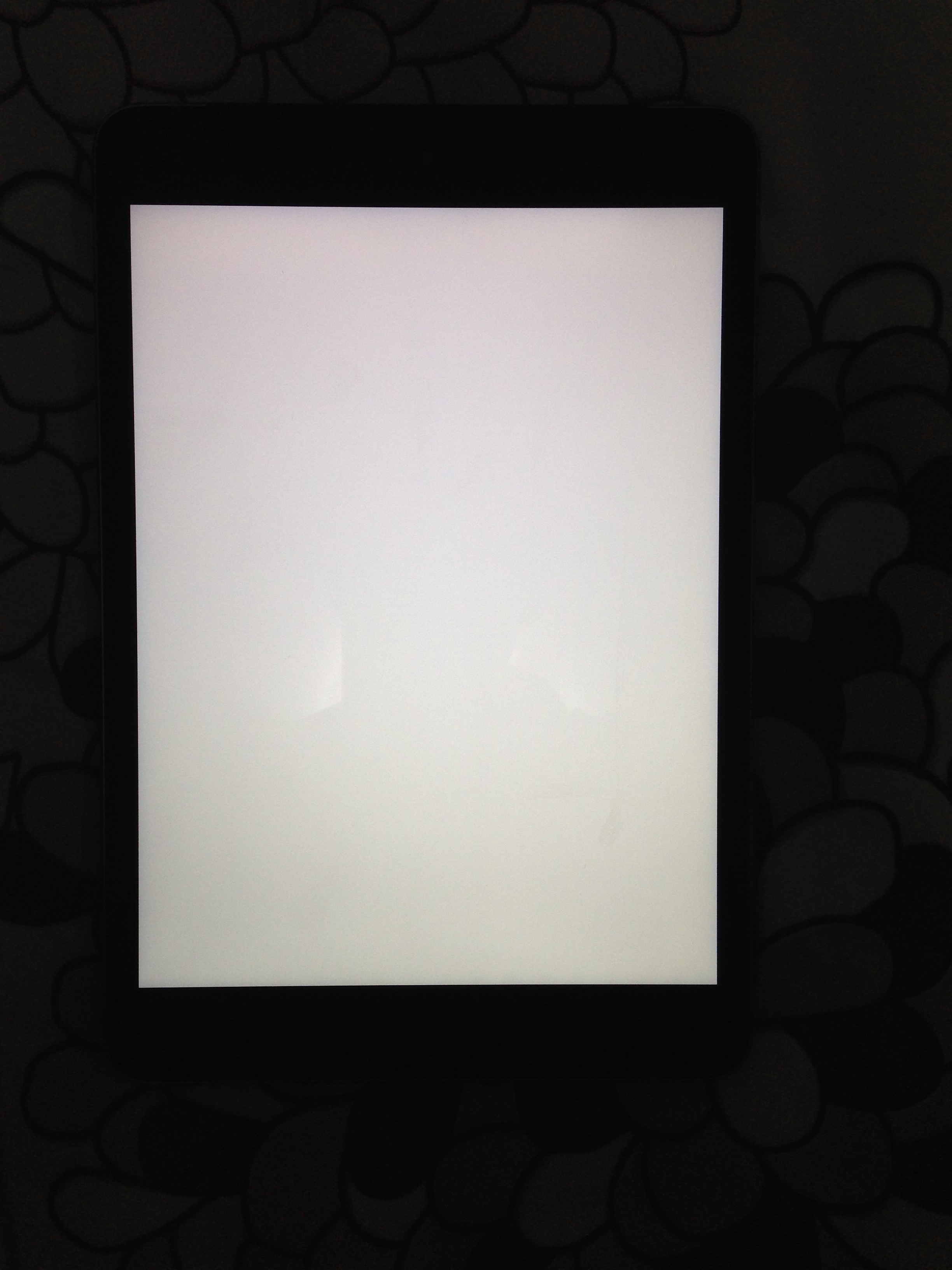 iPad Mini Retina screen is tinted yellow Apple Community