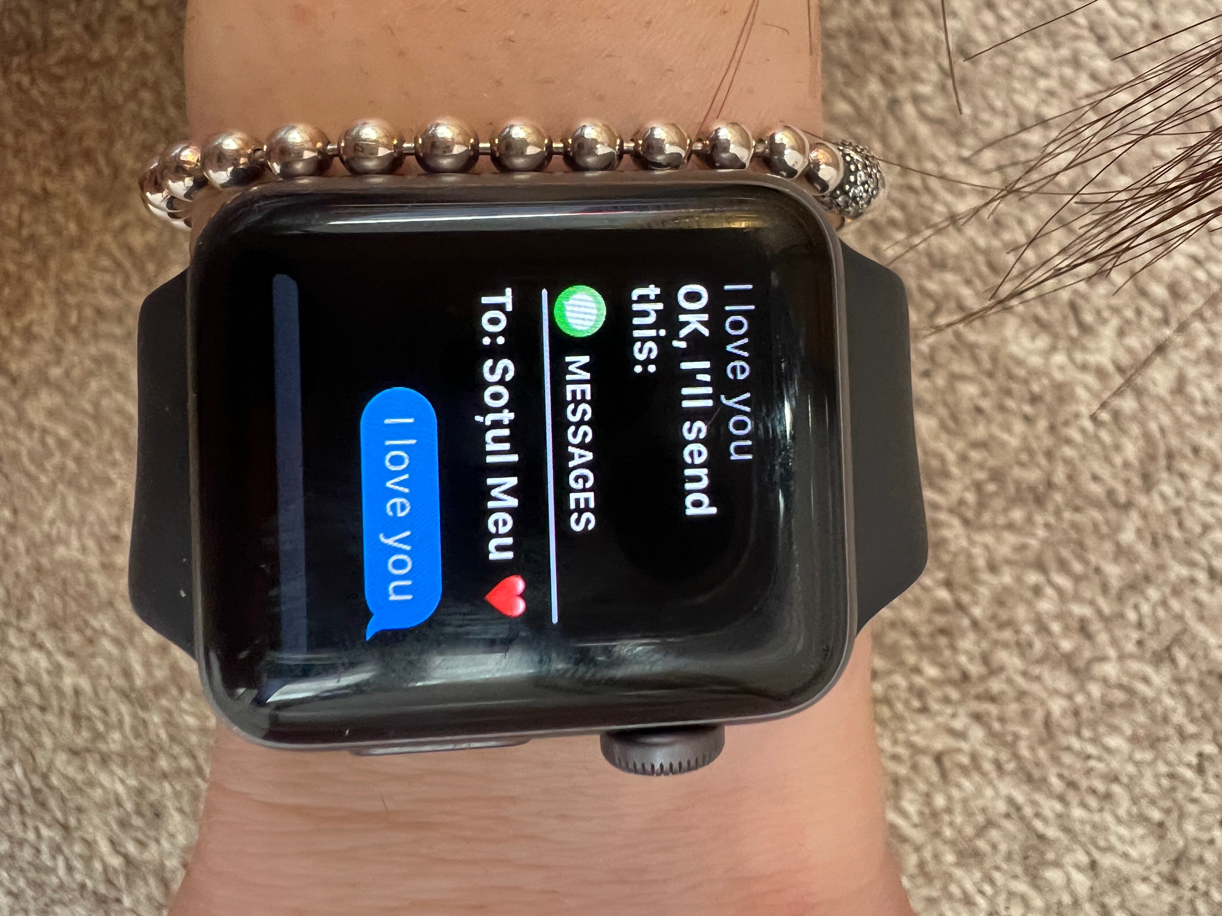 Does apple discount watch have siri