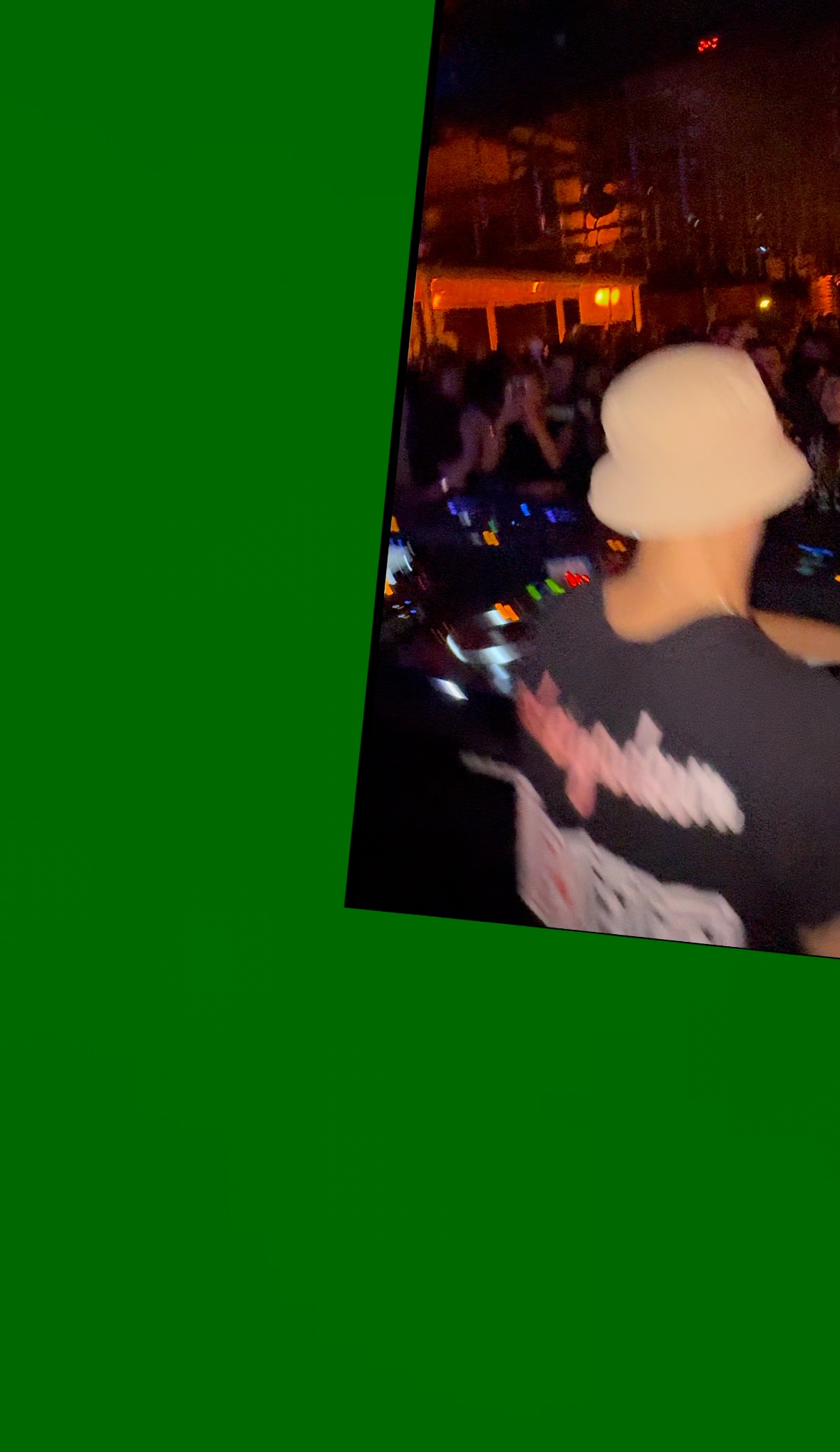 iPhone 15 pro video recording green scree… Apple Community