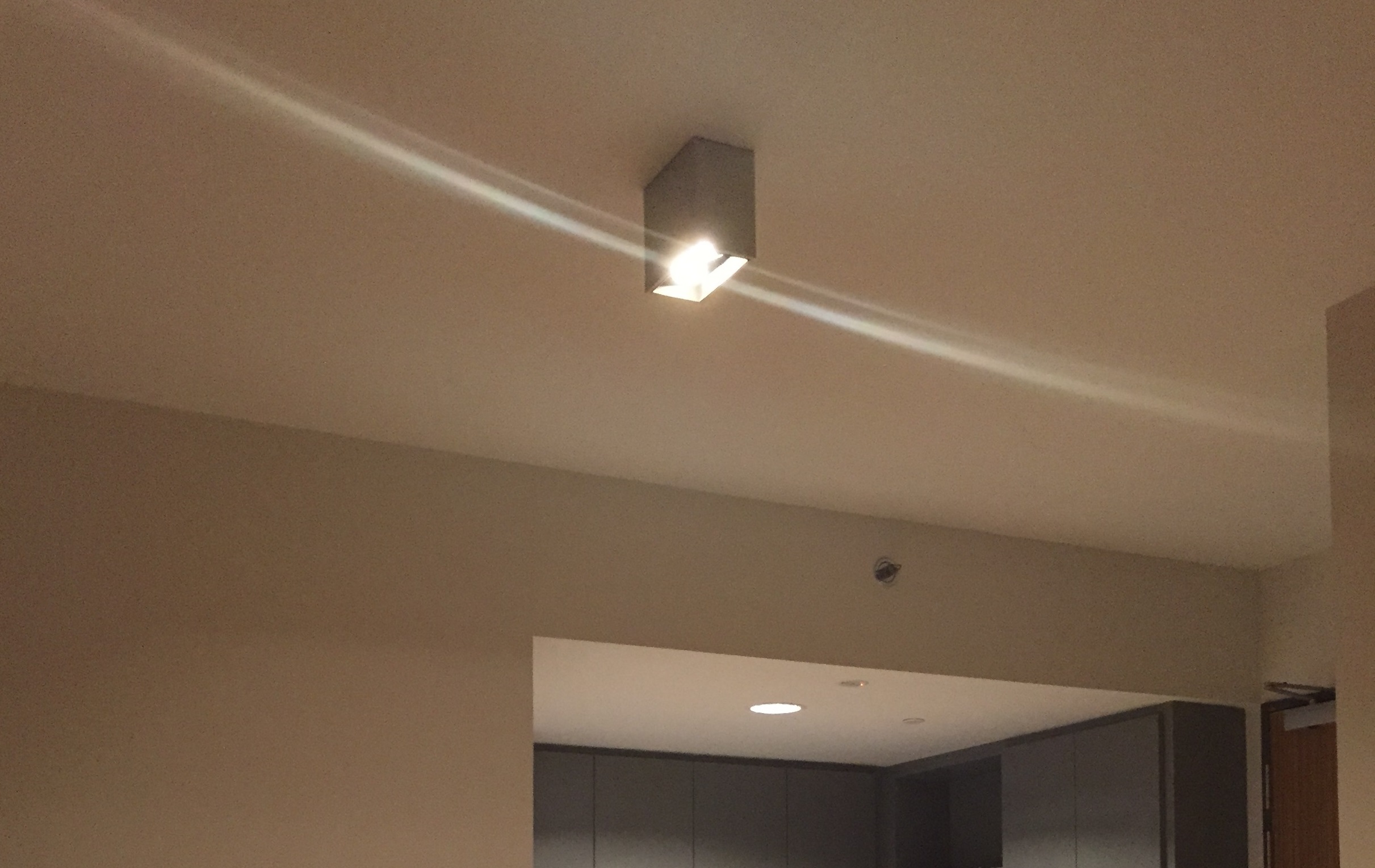 iphone 6 serious lens flare - Apple Community