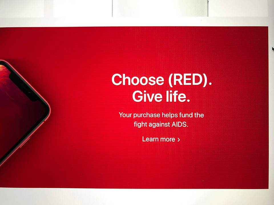 Macbook Pro 2017 13" horizontal line on s… - Apple Community