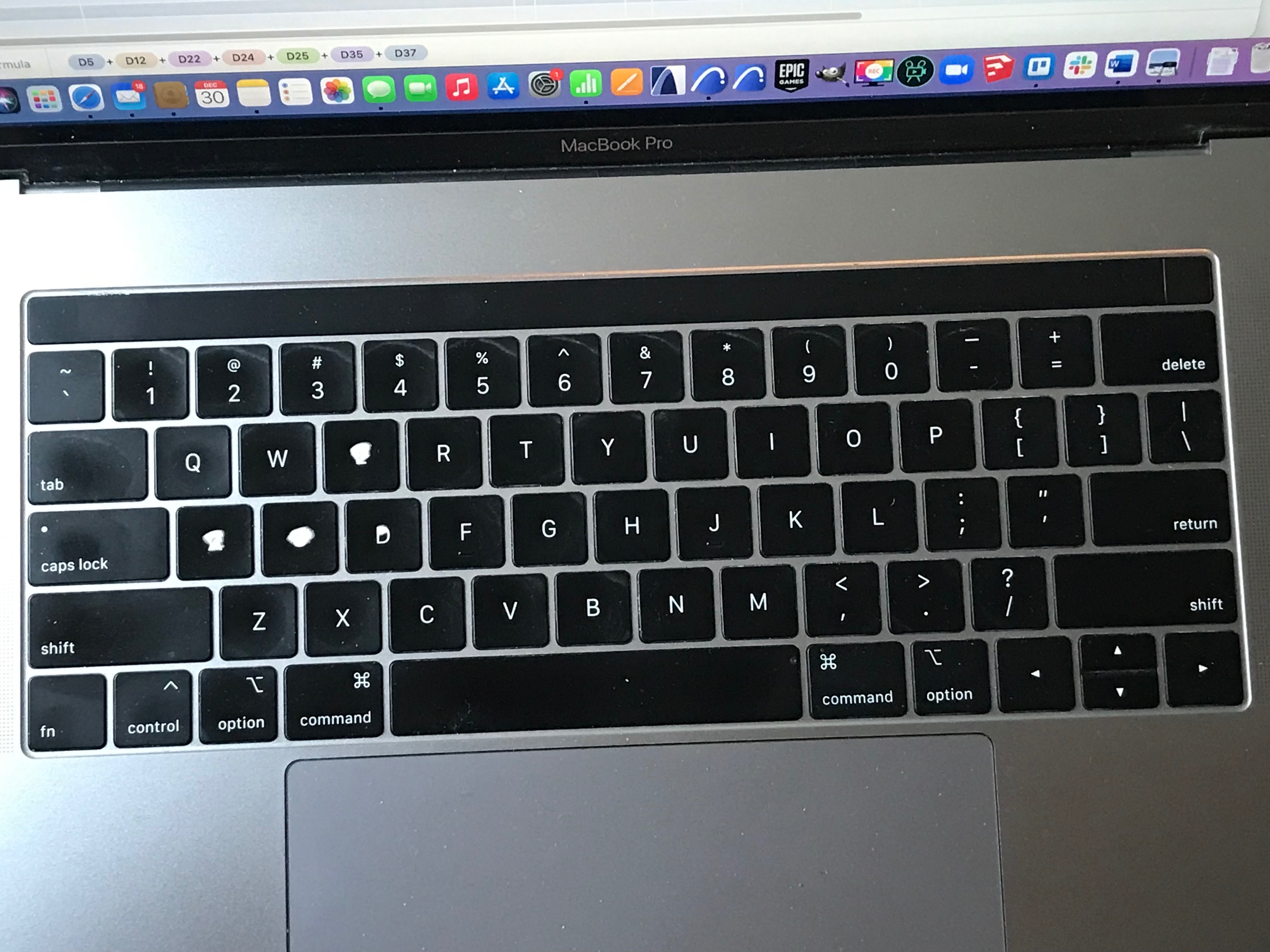Macbook pro keyboard apple response ef portal