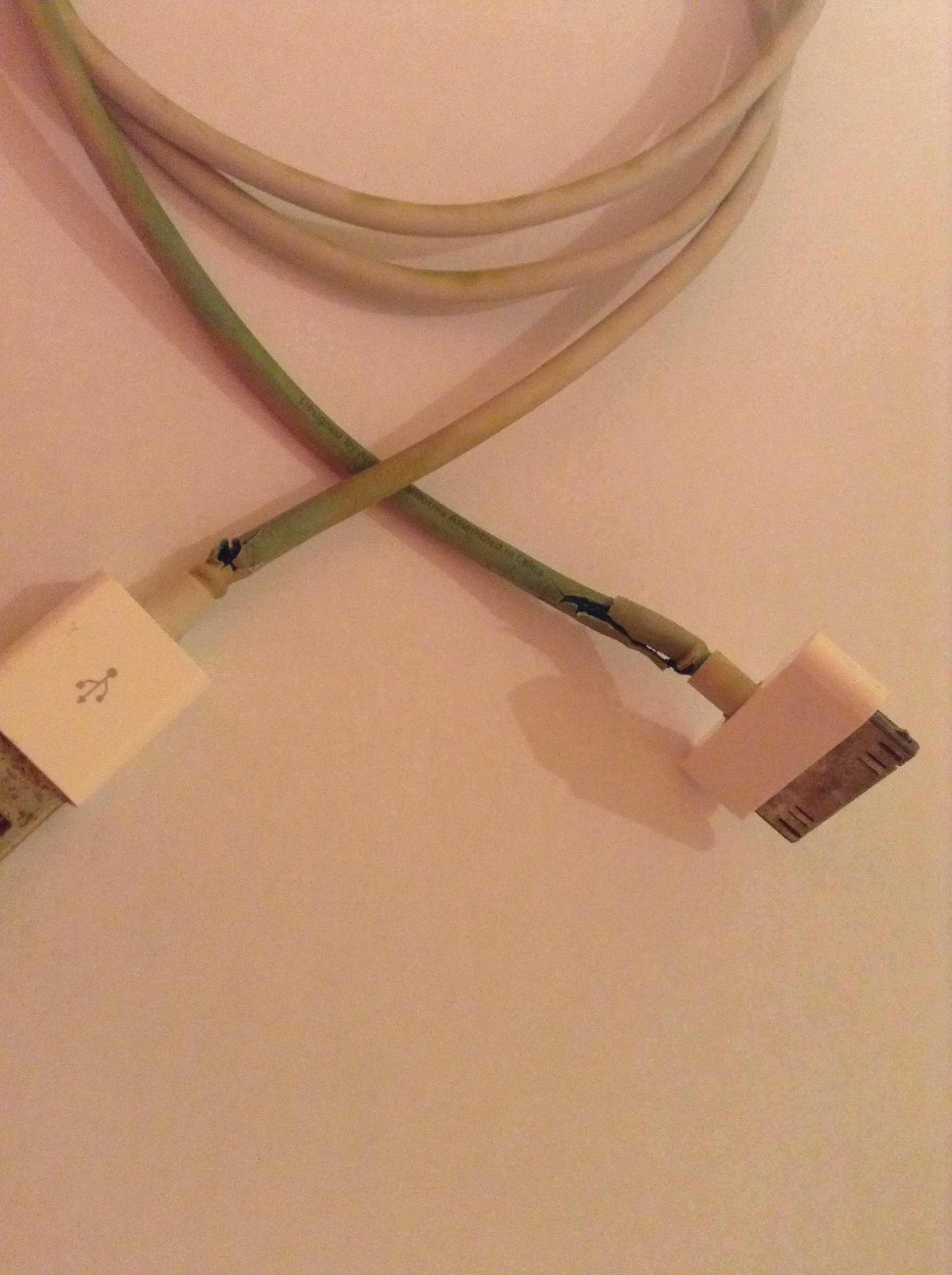 Cable Leaking - Apple Community