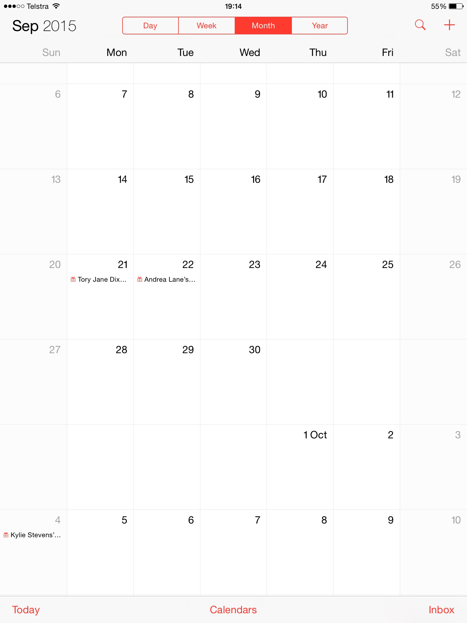 My calendar on iPad keeps showing the wro… Apple Community