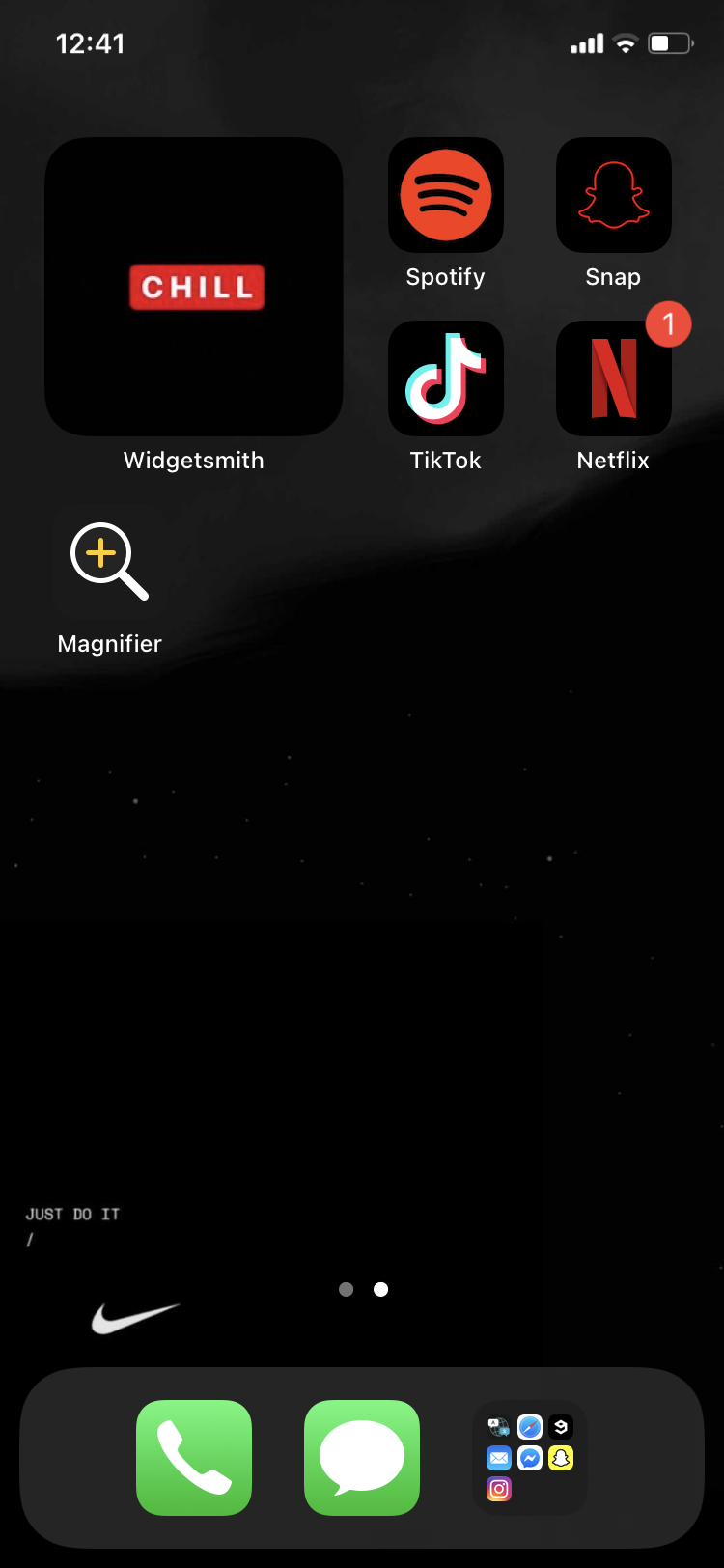 Magnifier App downloaded by it self over … Apple Community
