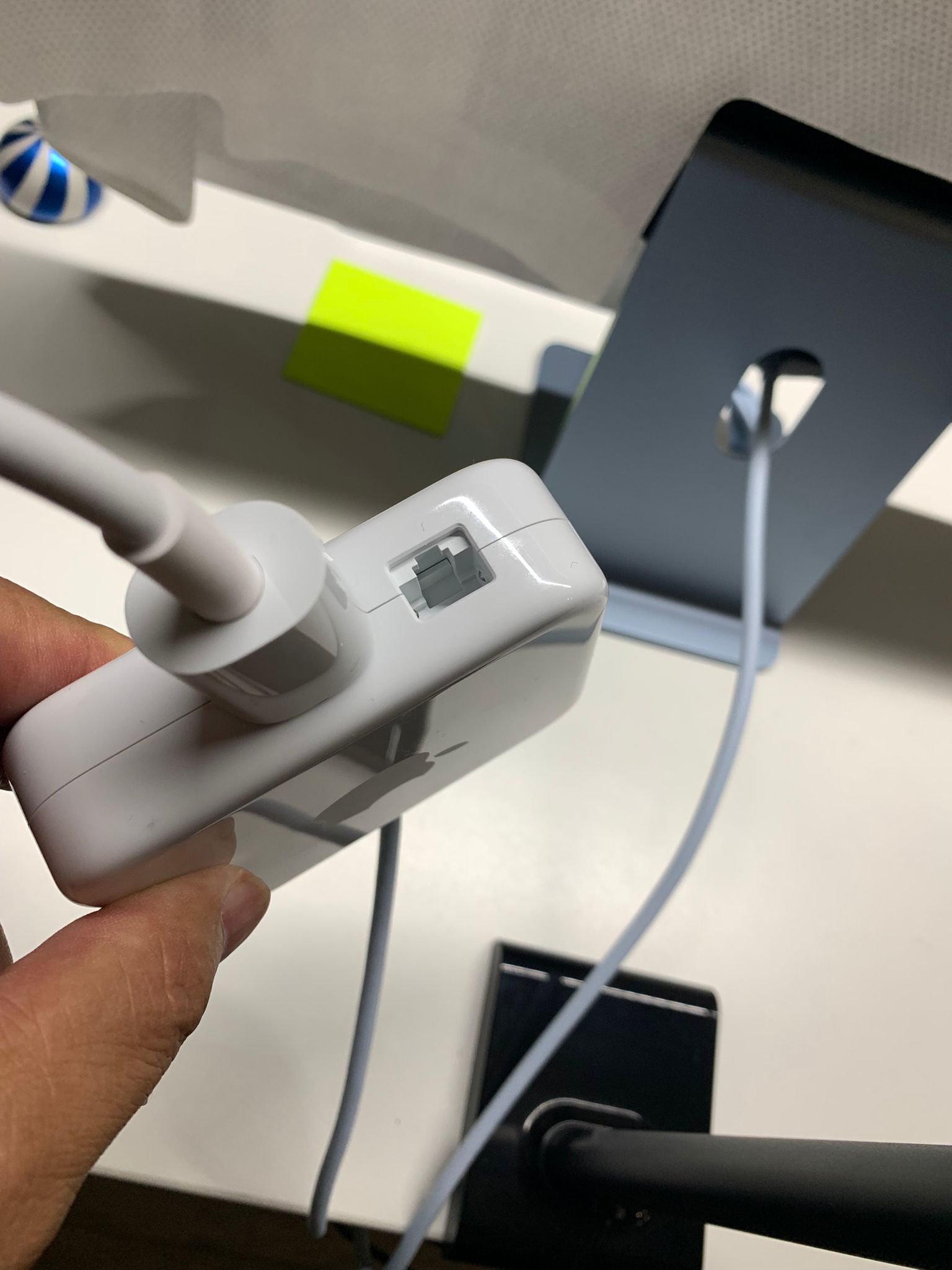 Where is the conection for cable… Apple Community