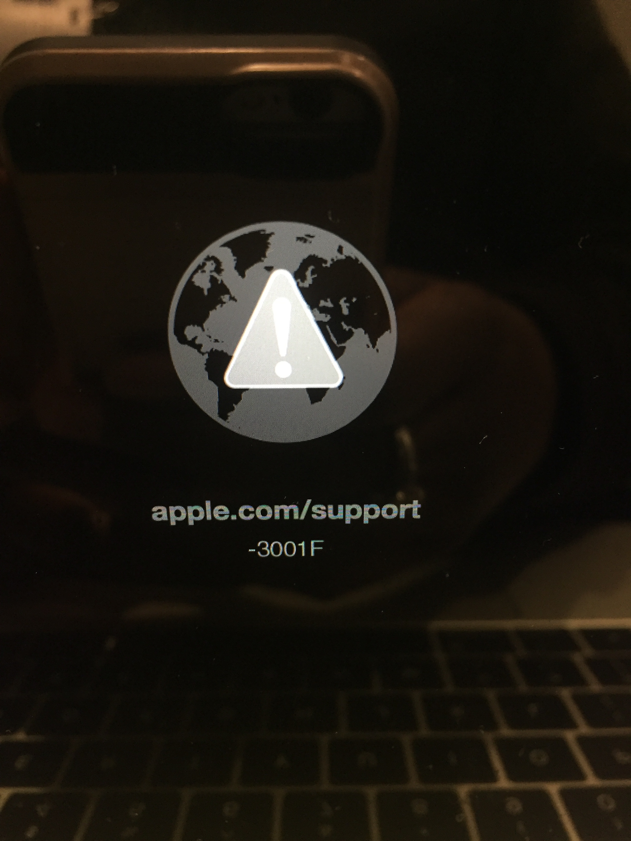 MacBook Pro shows the spinning globe and … Apple Community