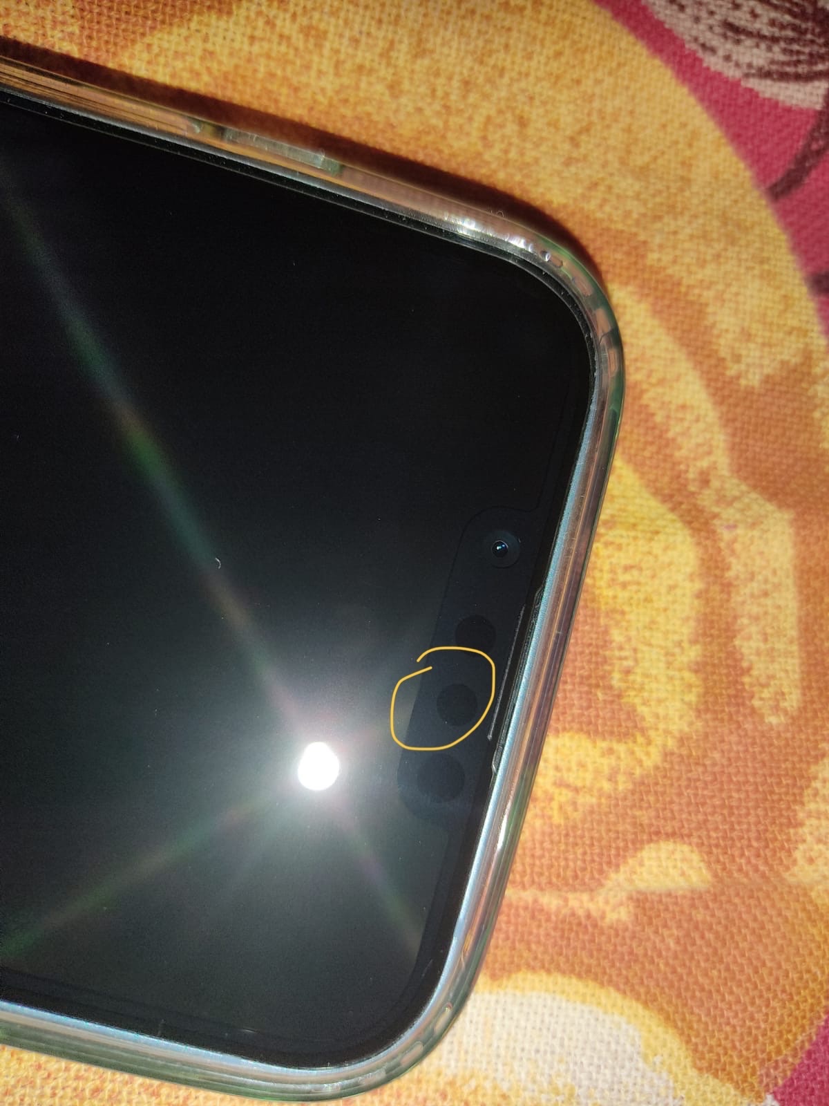 Is this dust in my iphone due to manufact… Apple Community