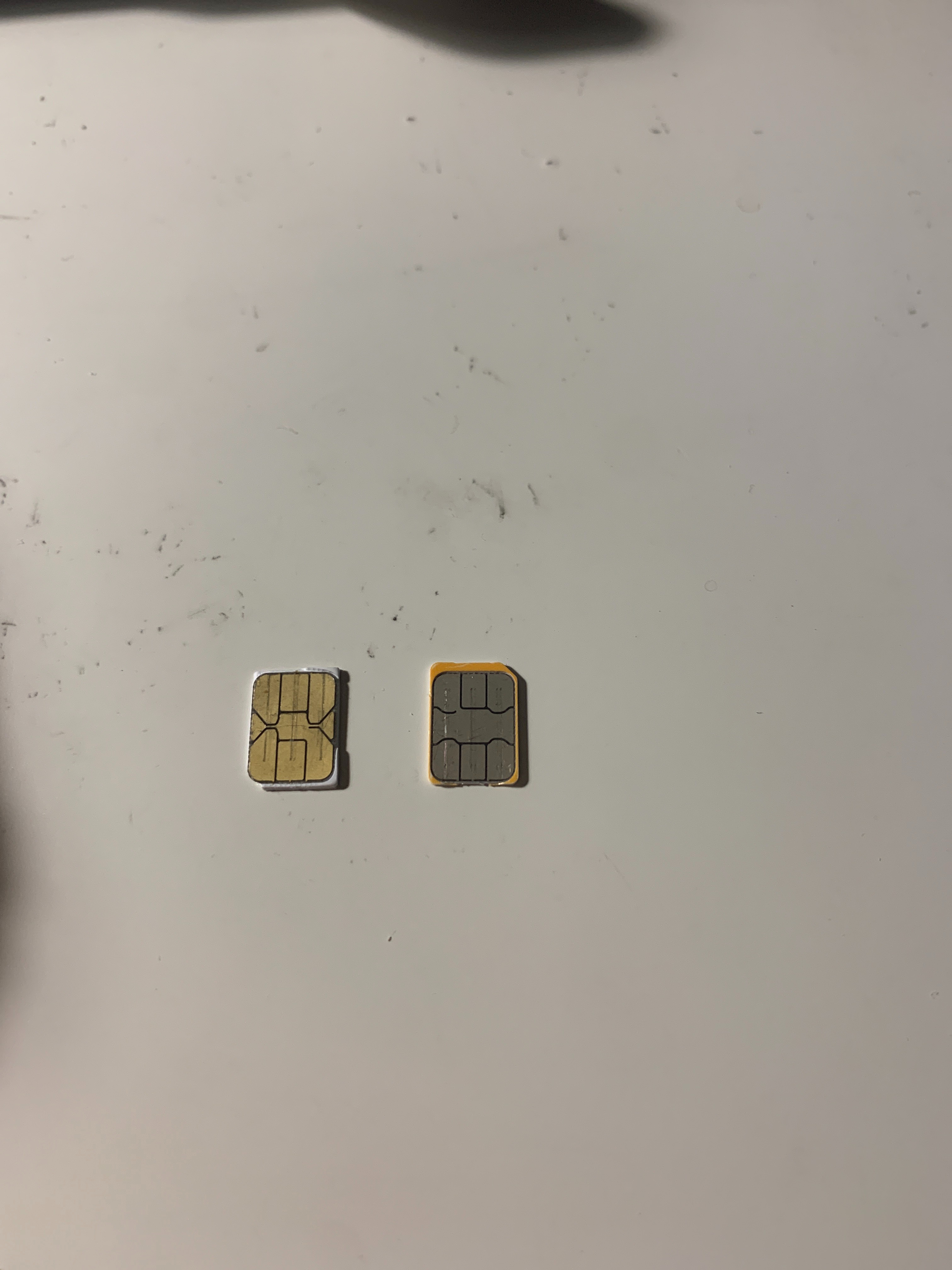 Why I can't put two SIM card in a new iPh… Apple Community