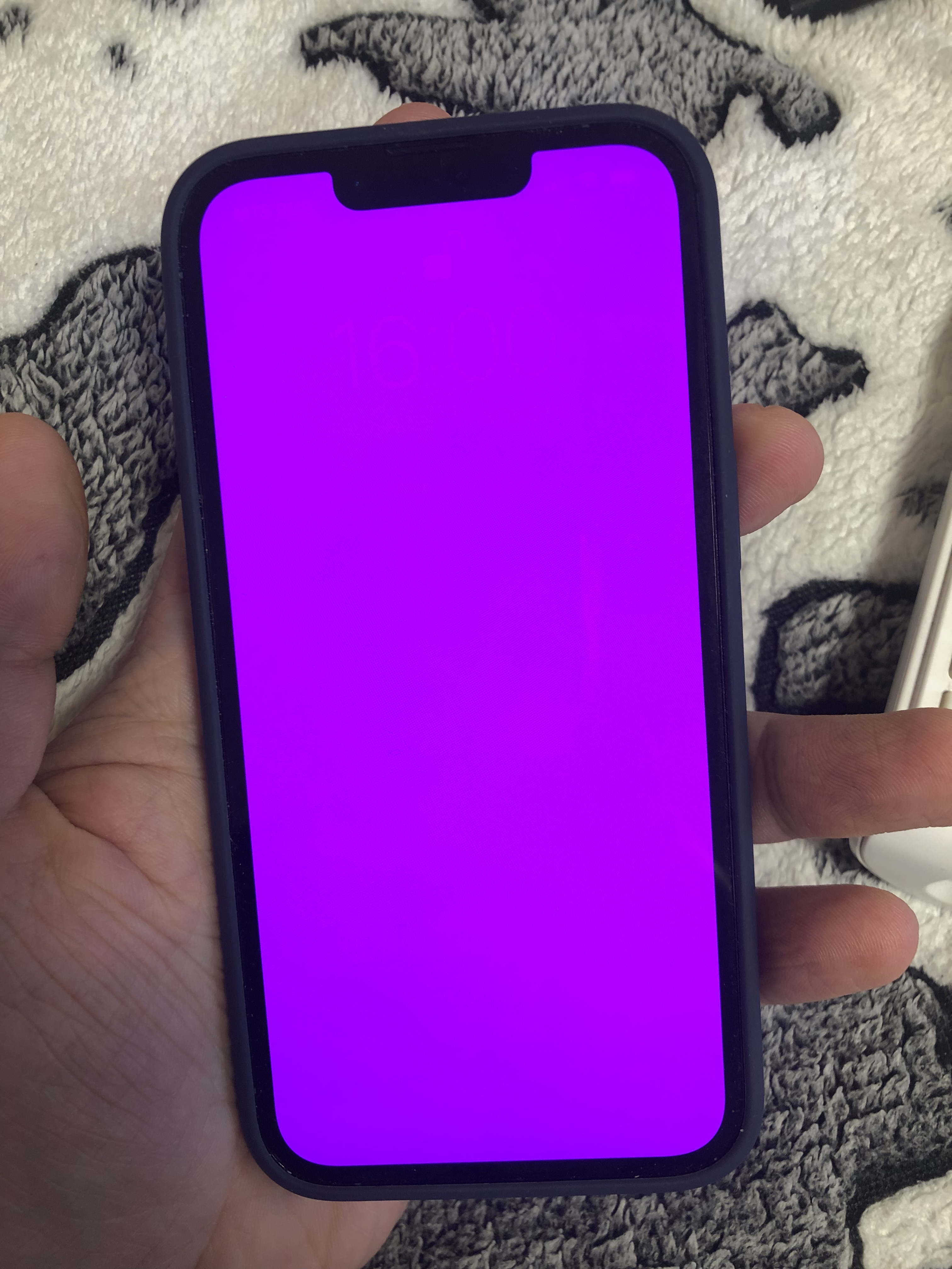 Some iPhone 11 Pro series units may be suffering from a green tint display  issue - News, iphone 11 pro 