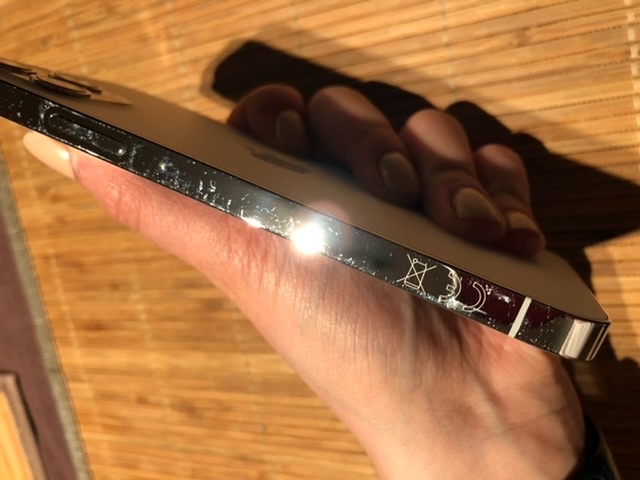 Scratched brand new iphone 14 proMax! - Apple Community