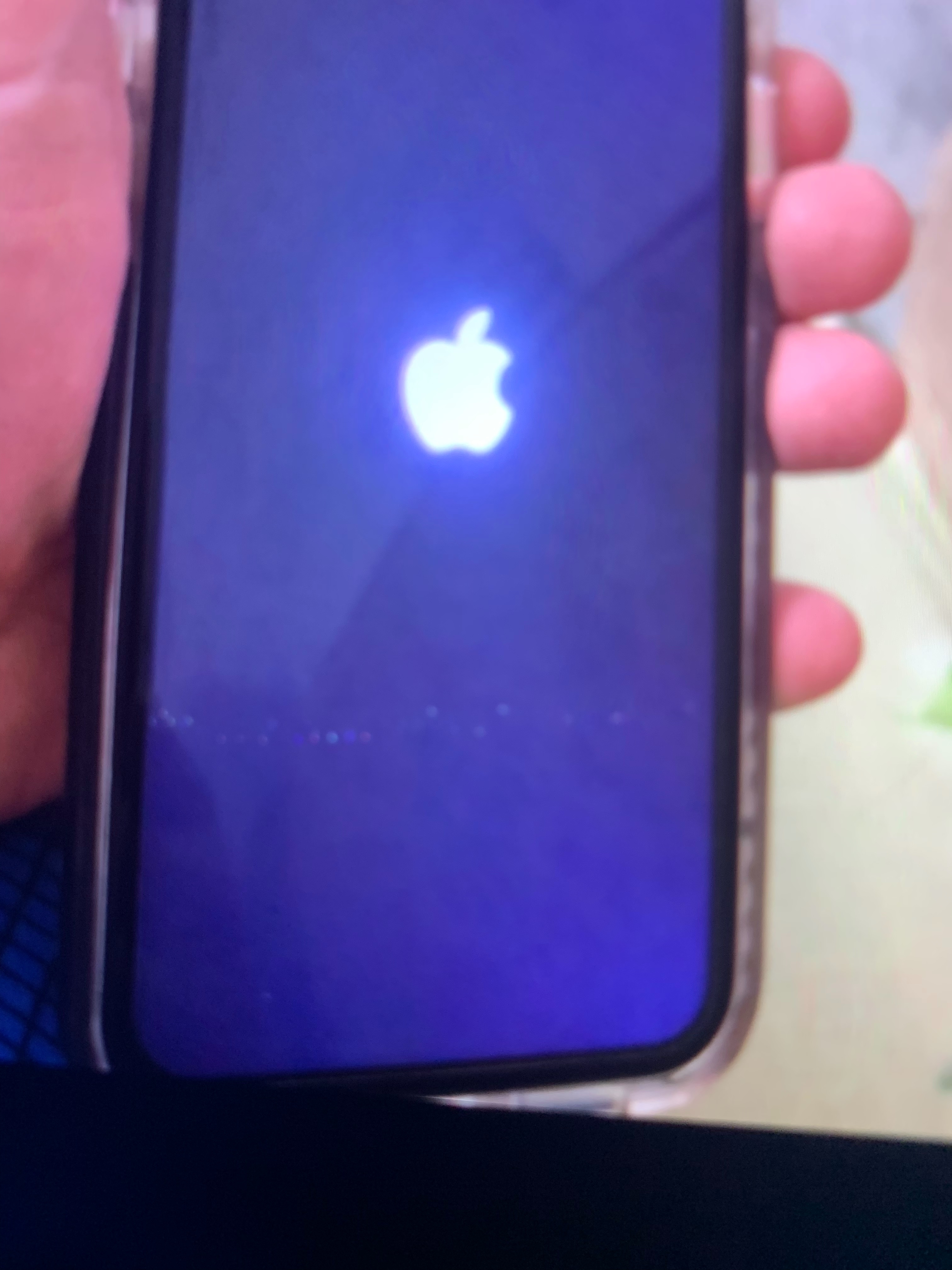 Dots On Iphone Xr - Apple Community