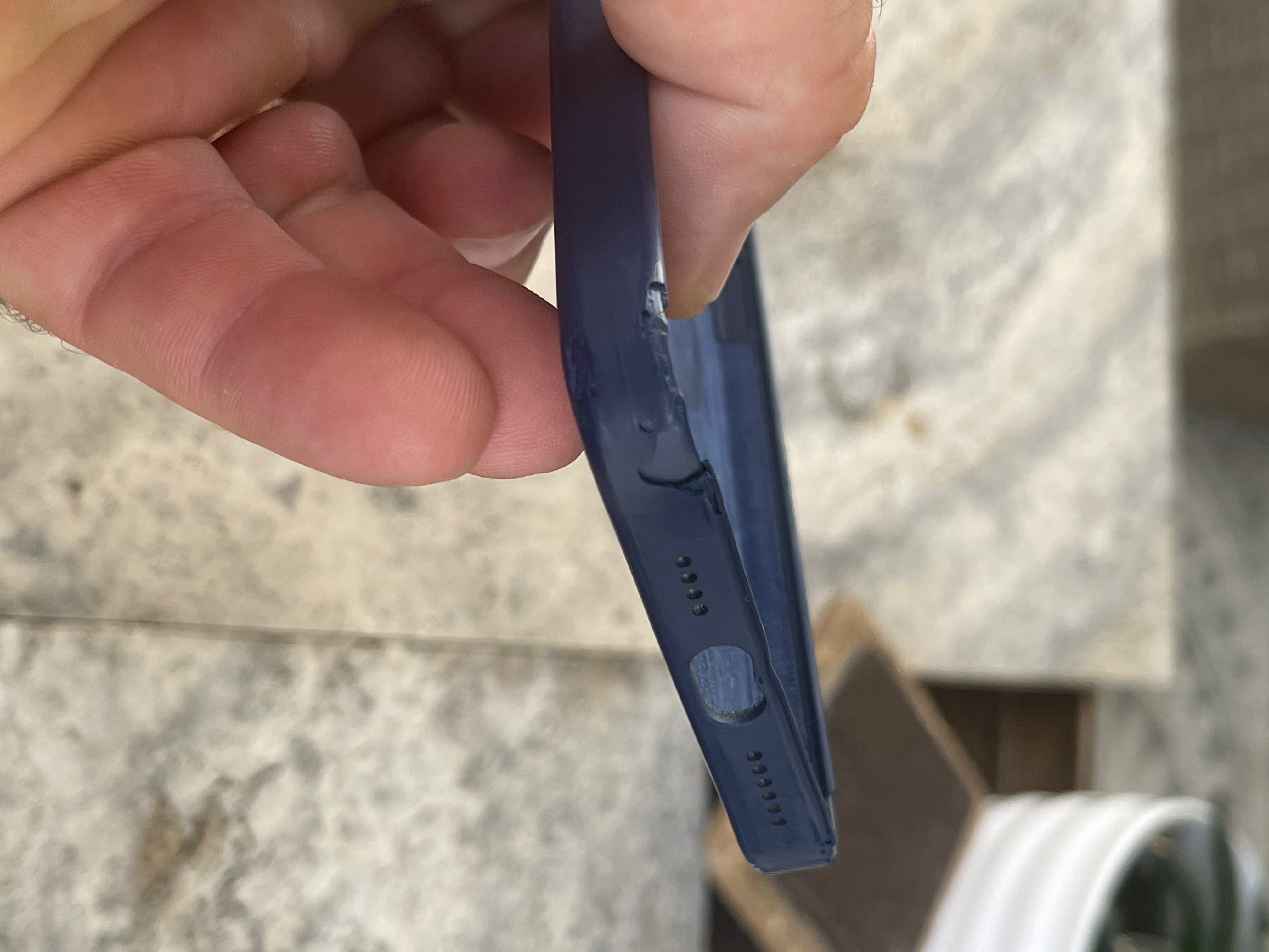 iPhone MagSafe silicone case peeling off.… Apple Community