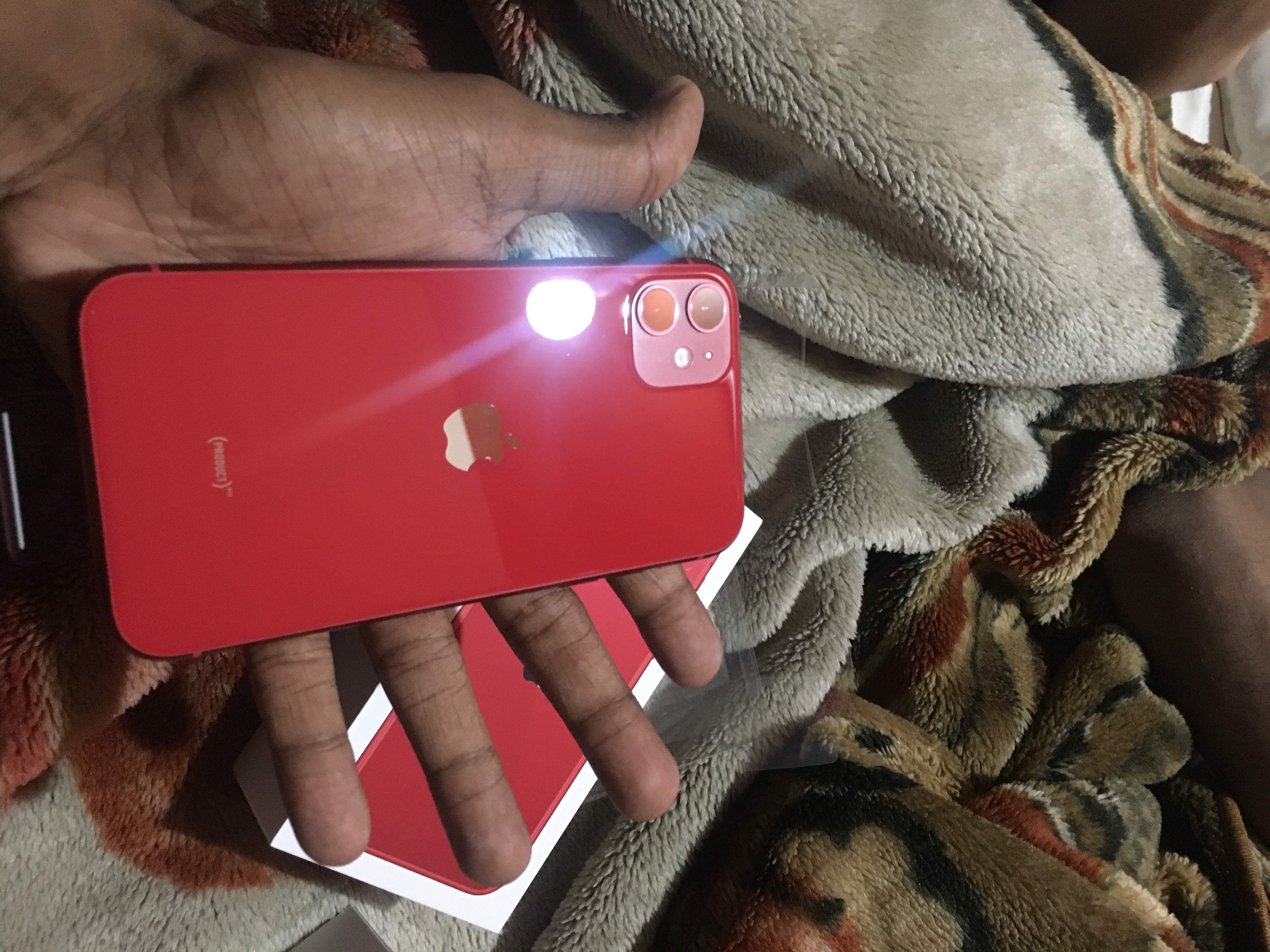 Buy Apple iPhone 11 64 GB in (Product) RED - Cracked / NEEDS REPAIR