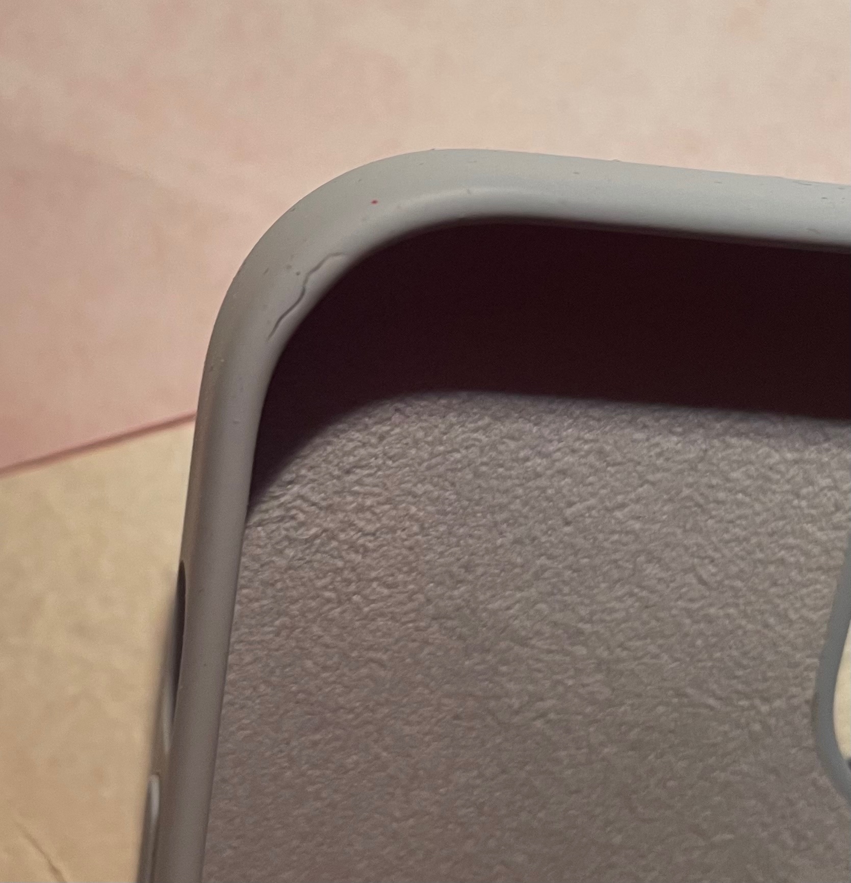 iPhone MagSafe silicone case peeling off.… Apple Community