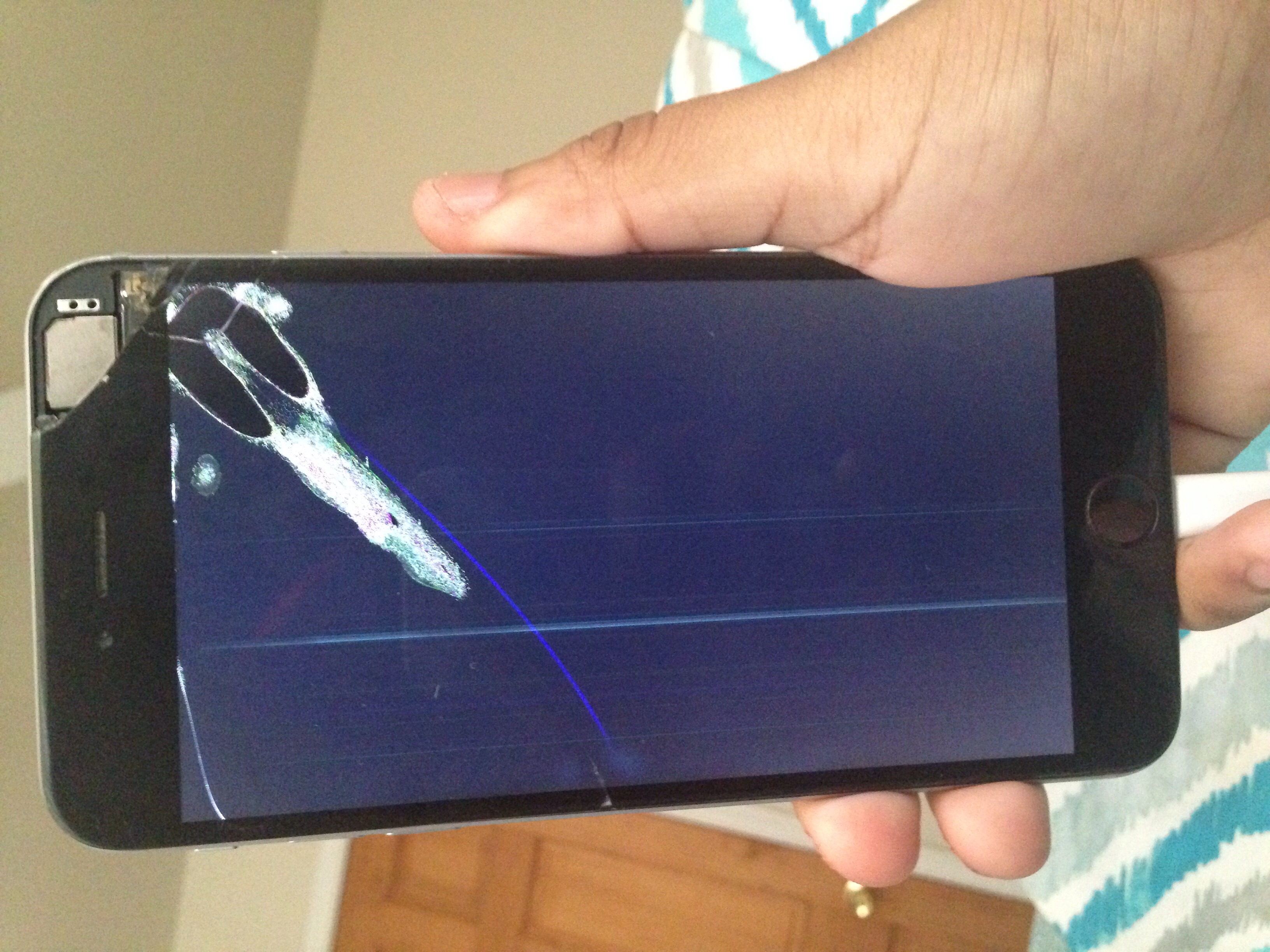 Colored lines on my screen Apple Community