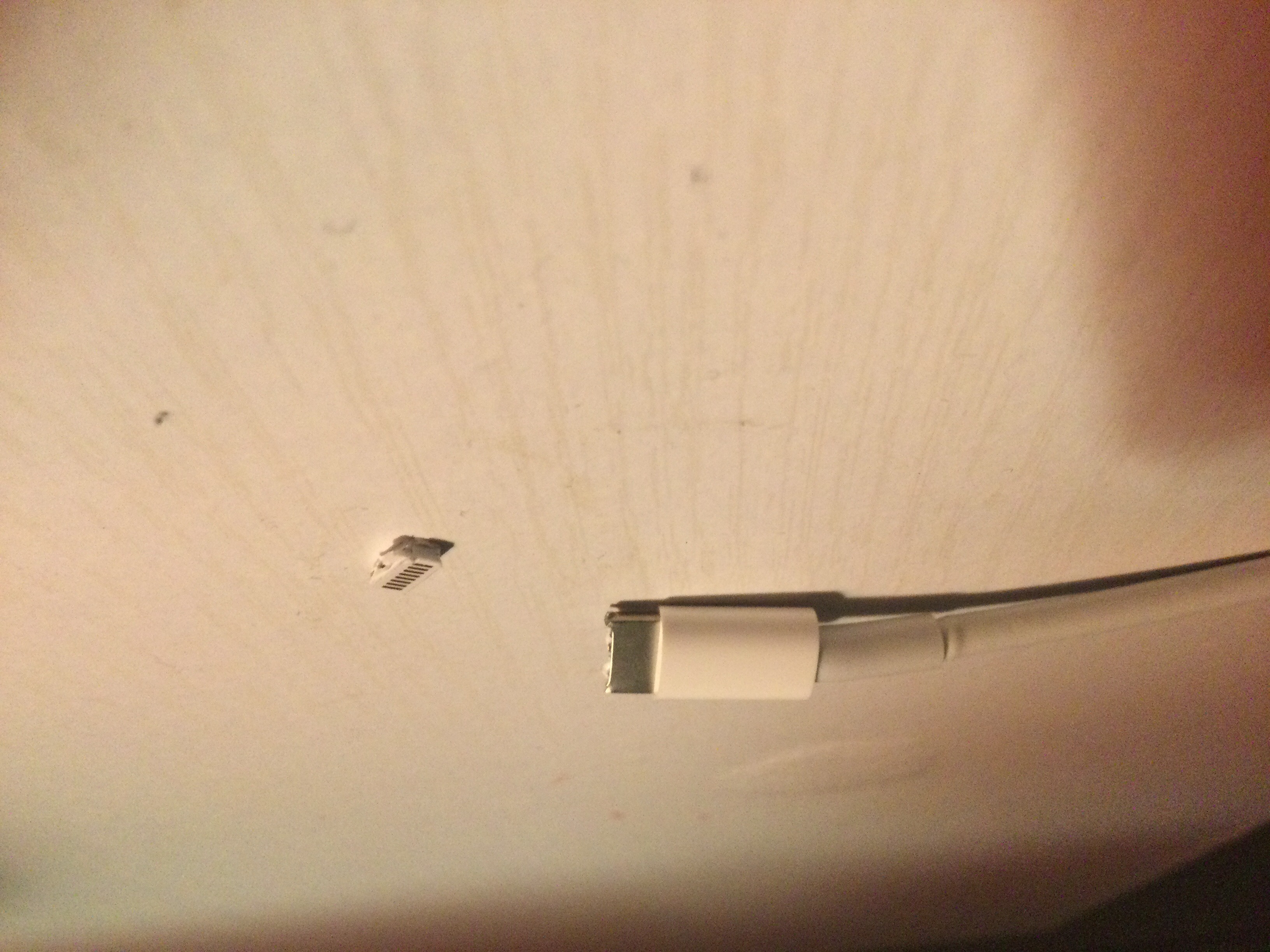 iPad Charger Broke Inside Of Friends IPad Apple Community