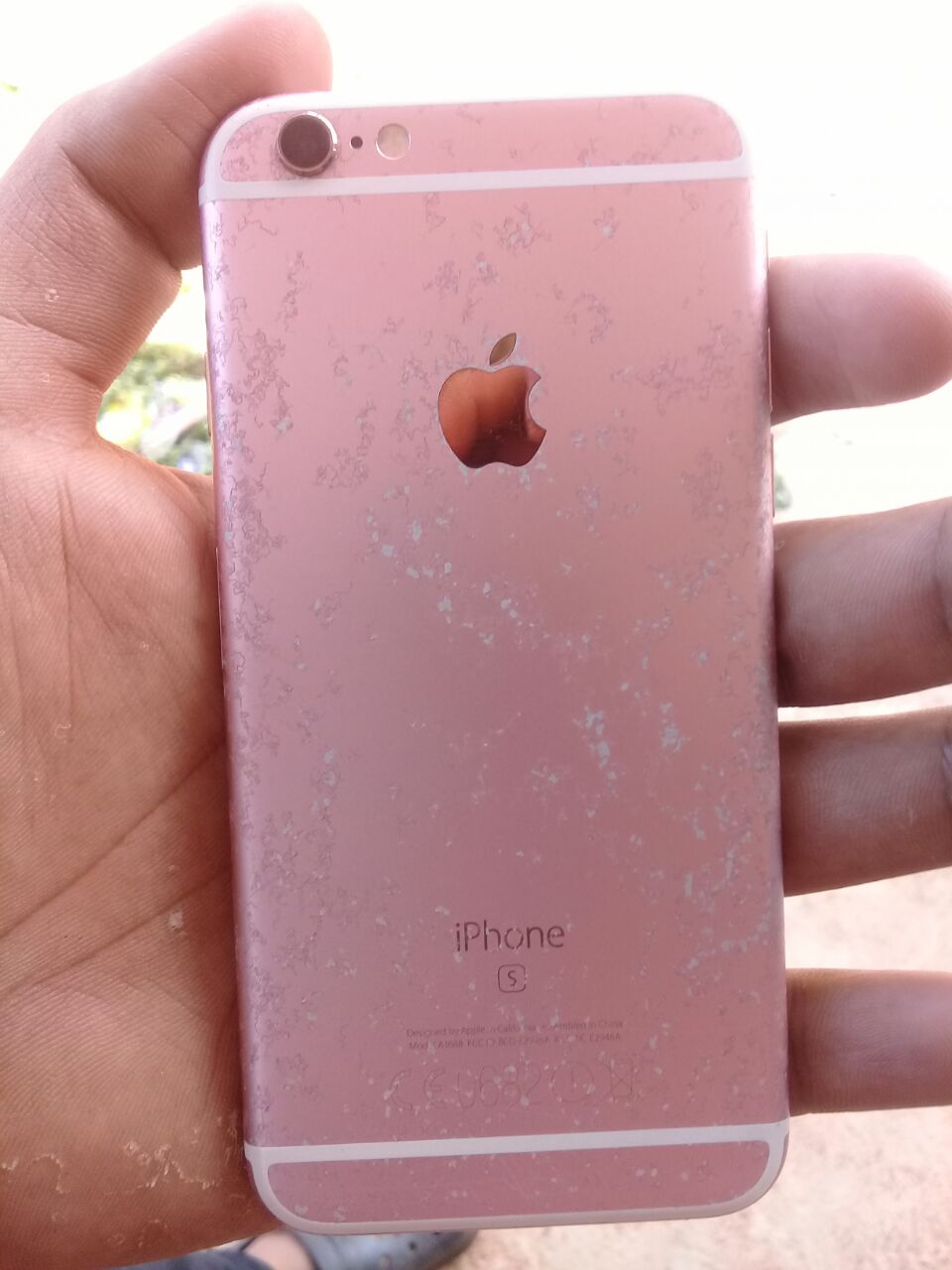 Why is my iphone 6s 64gb rosegold color g… - Apple Community