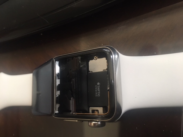 Apple watch series screen fell off out … - Apple Community