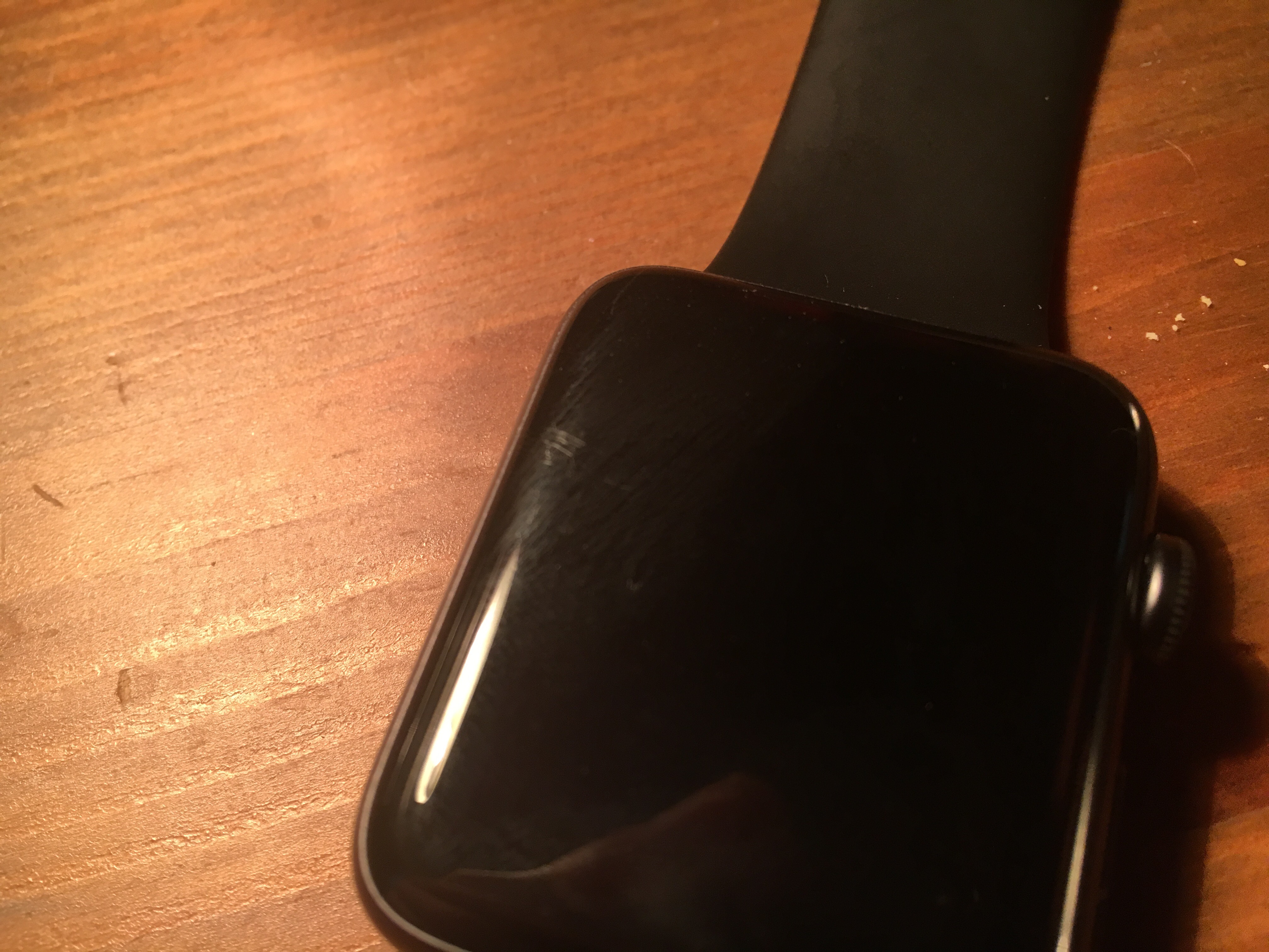 Any way to fix this little scratch in the screen? : r/AppleWatch