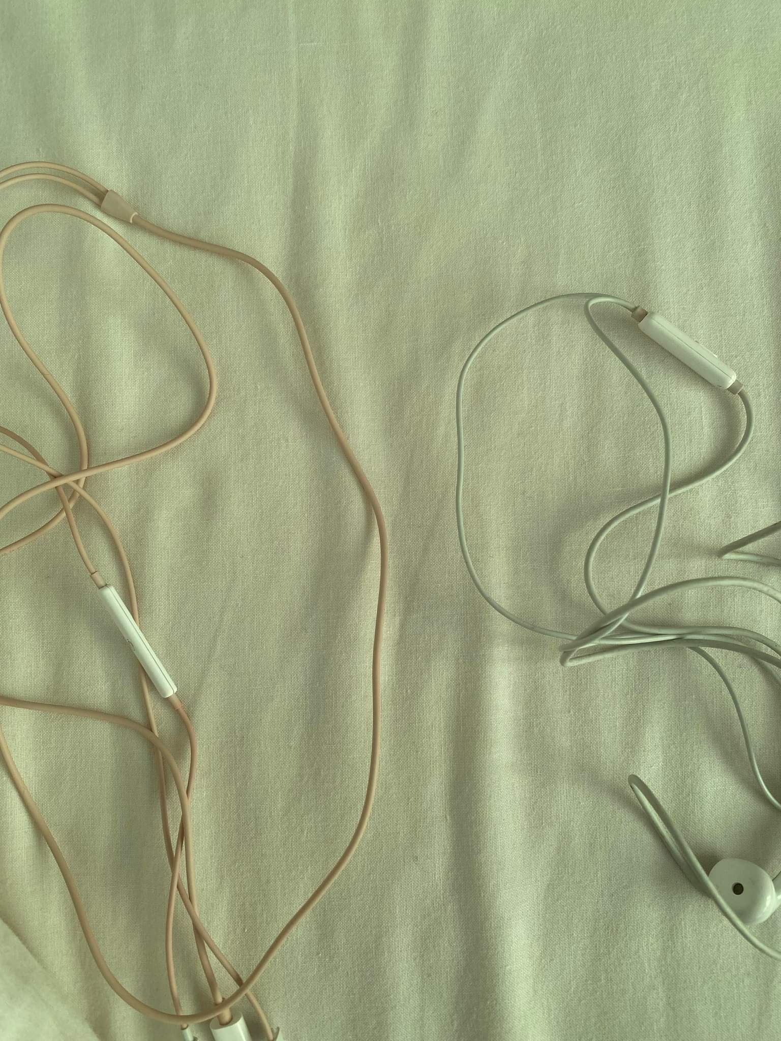 Stain on earphones Apple Community