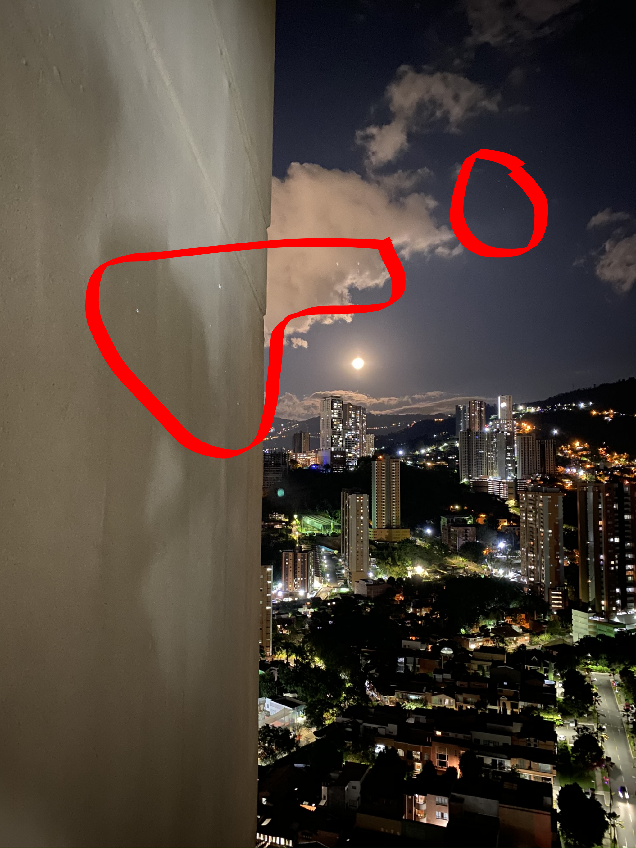 Camera reflection on an iPhone 11 Apple Community