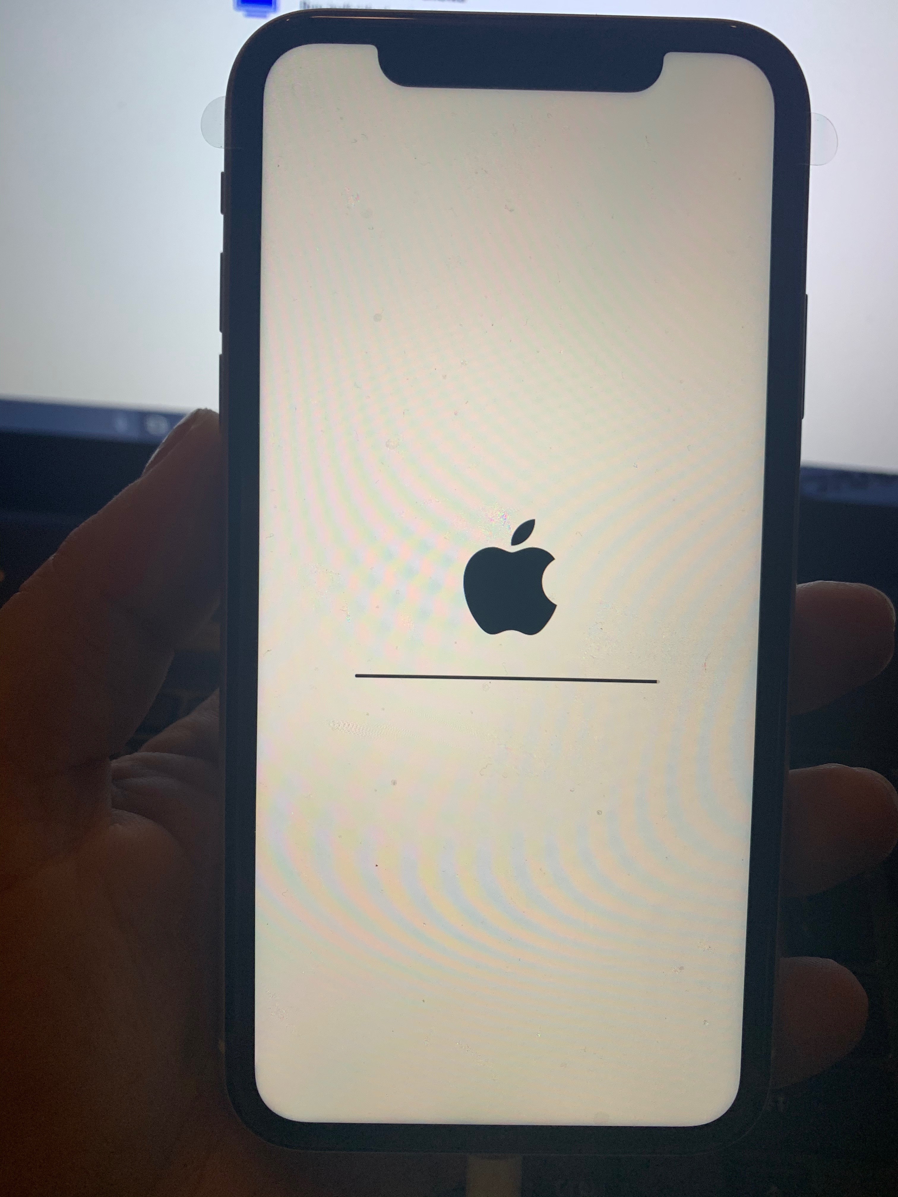 Iphone 11 Stuck On Apple Logo After Resto Apple Community