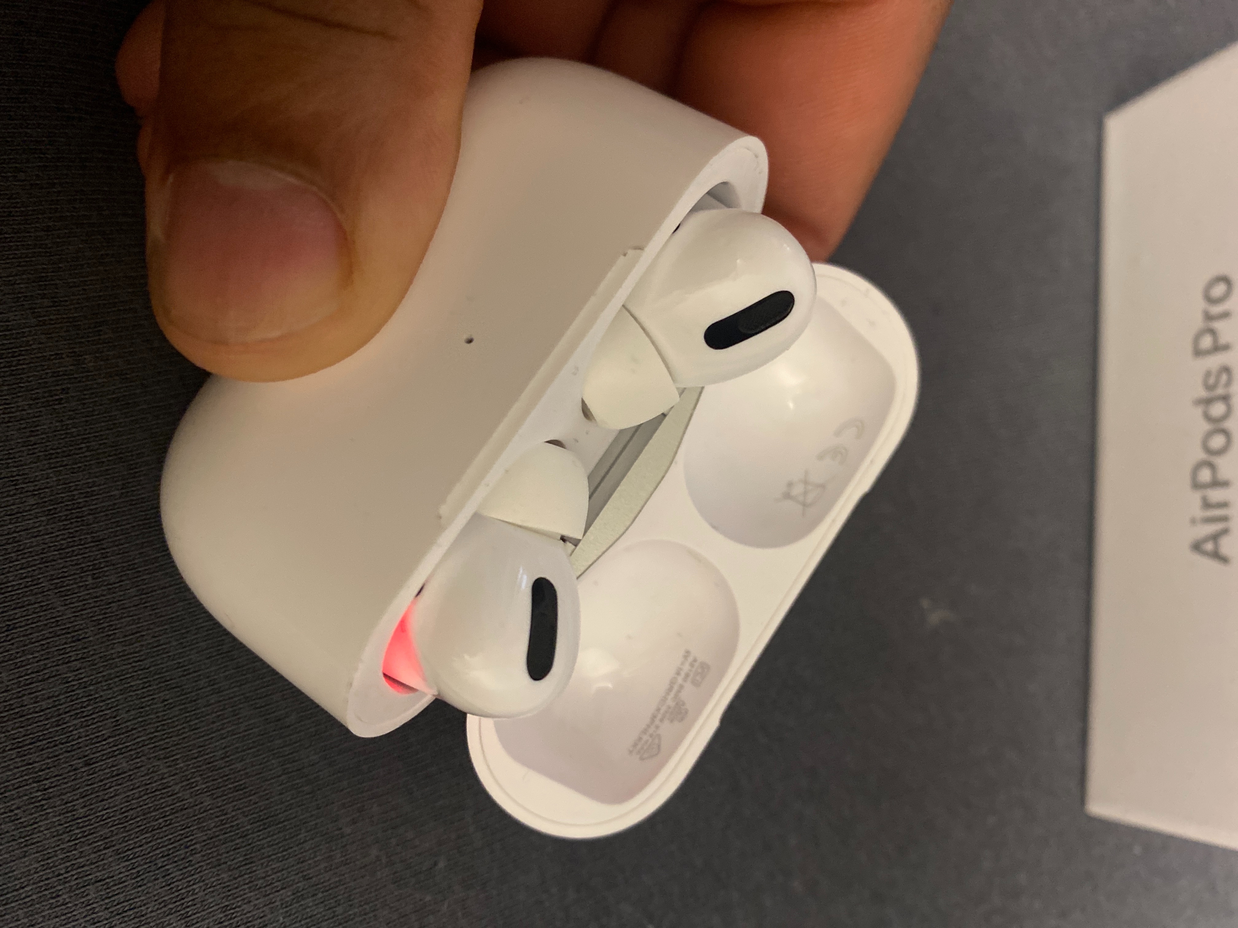connecting airpods Pro. - Apple Community