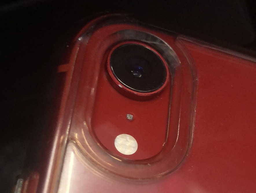 My iPhone XR Red has chipped paint on the… Apple Community