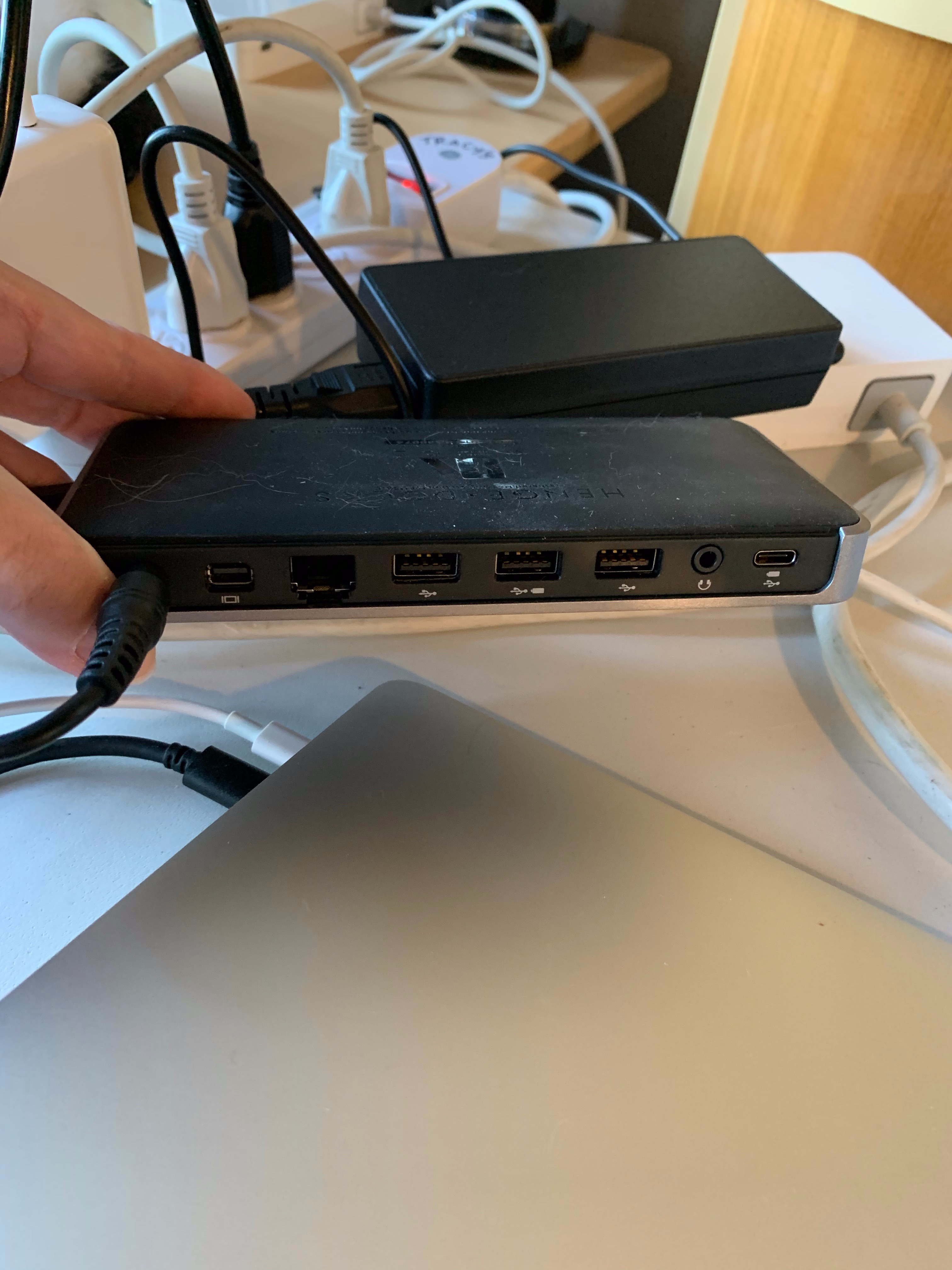 2010 Apple Cinema Display to 2019 MacBook… Apple Community