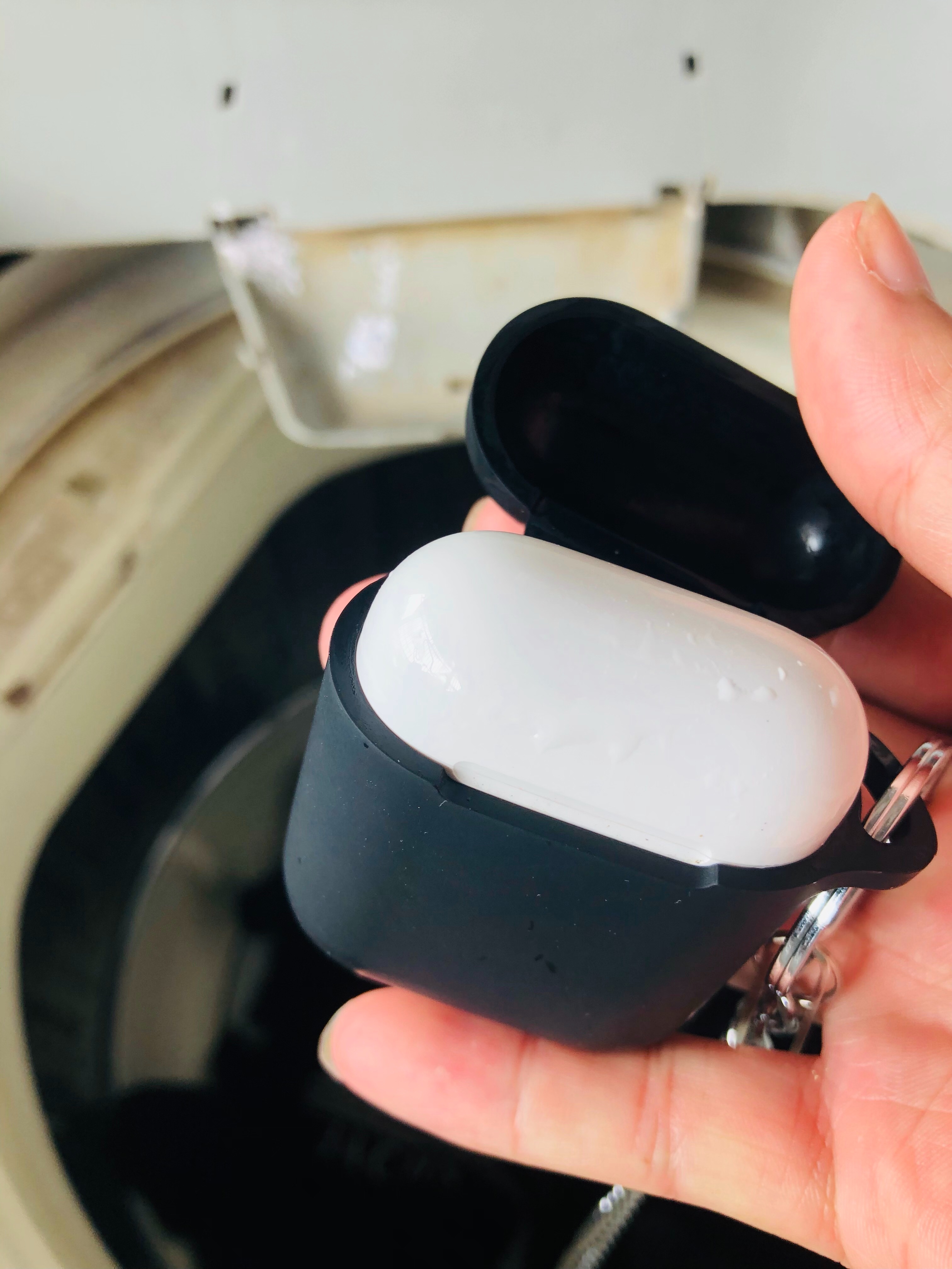 My Airpods Were In The Washing Machine Fo Apple Community