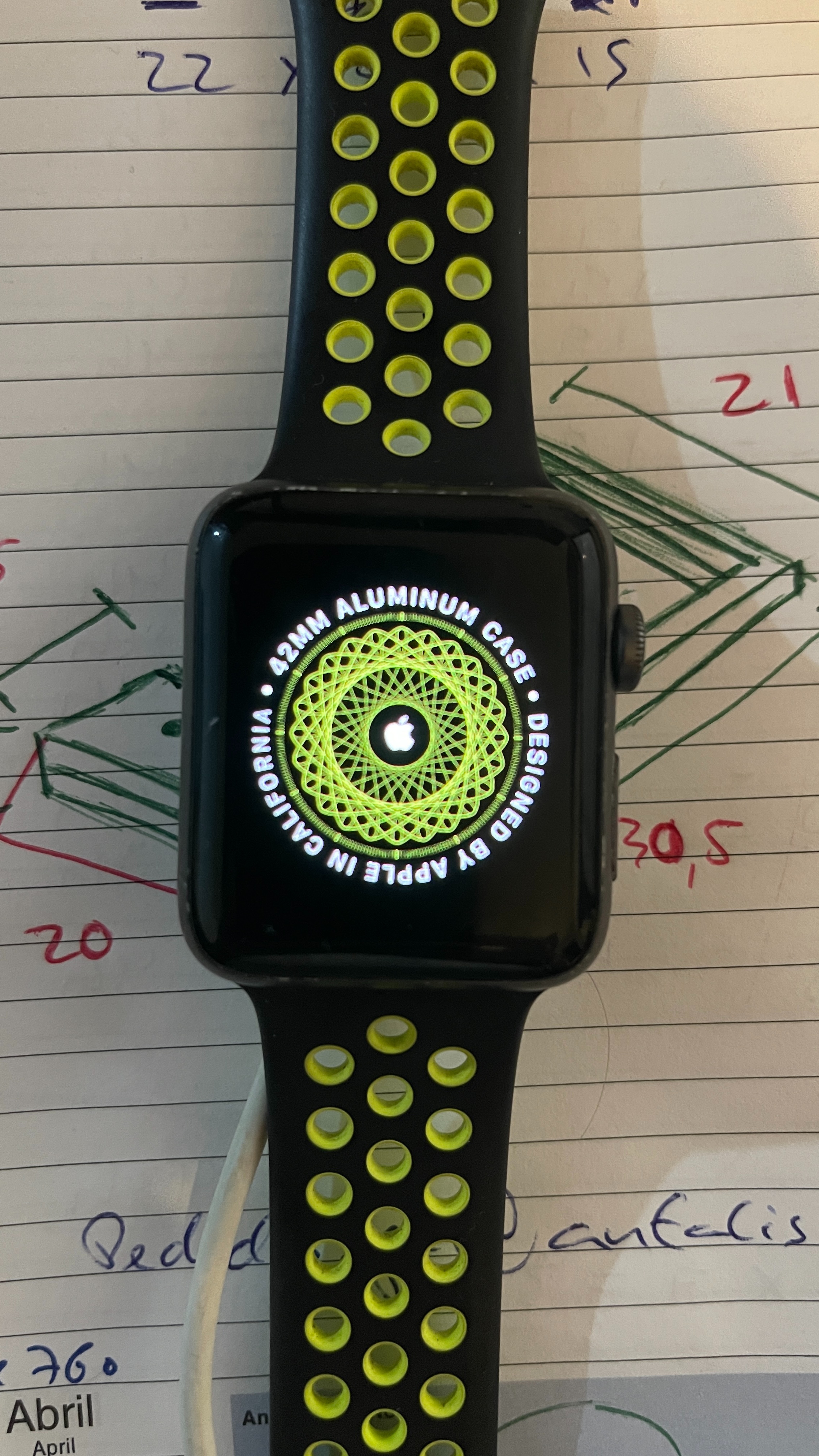 Why i cannot pair my apple watch hot sale