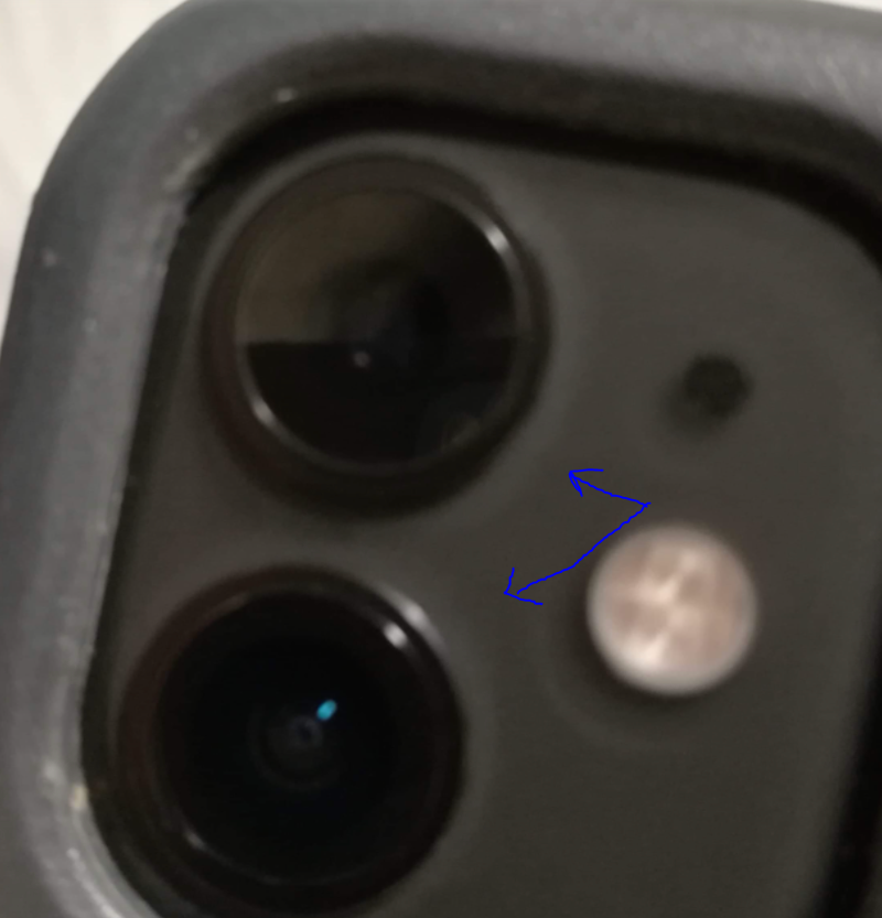 White circles around back camera lenses N… Apple Community