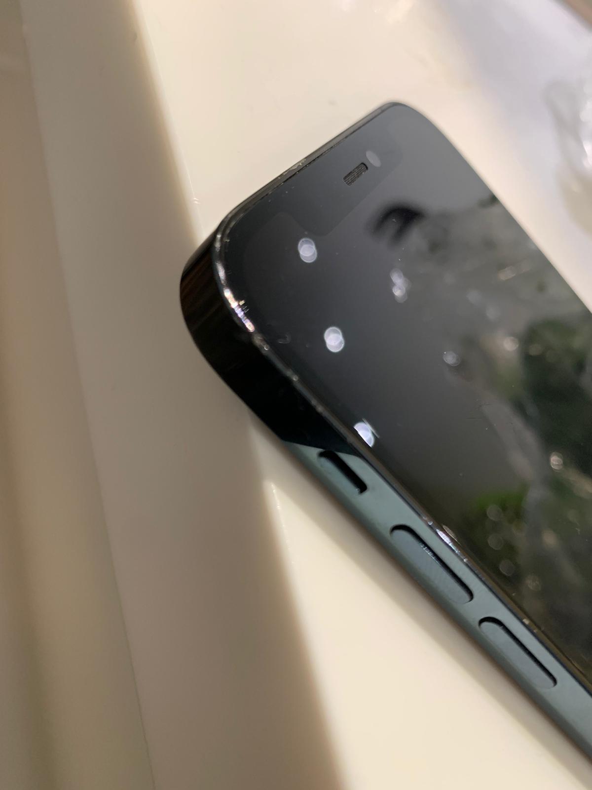 Scratches on the metal case of my iPhone … Apple Community