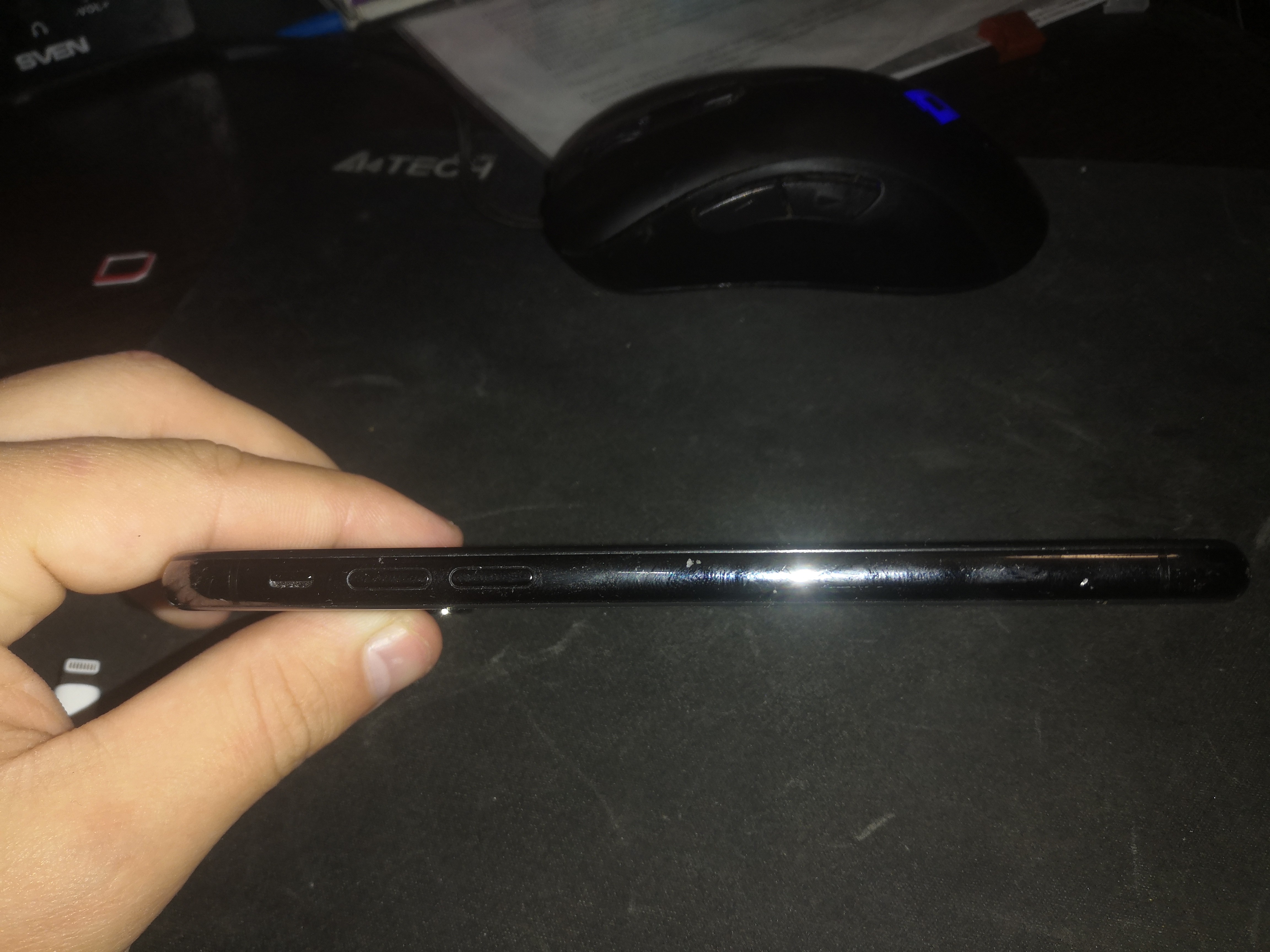 iPhone X screen lifting from body Apple Community