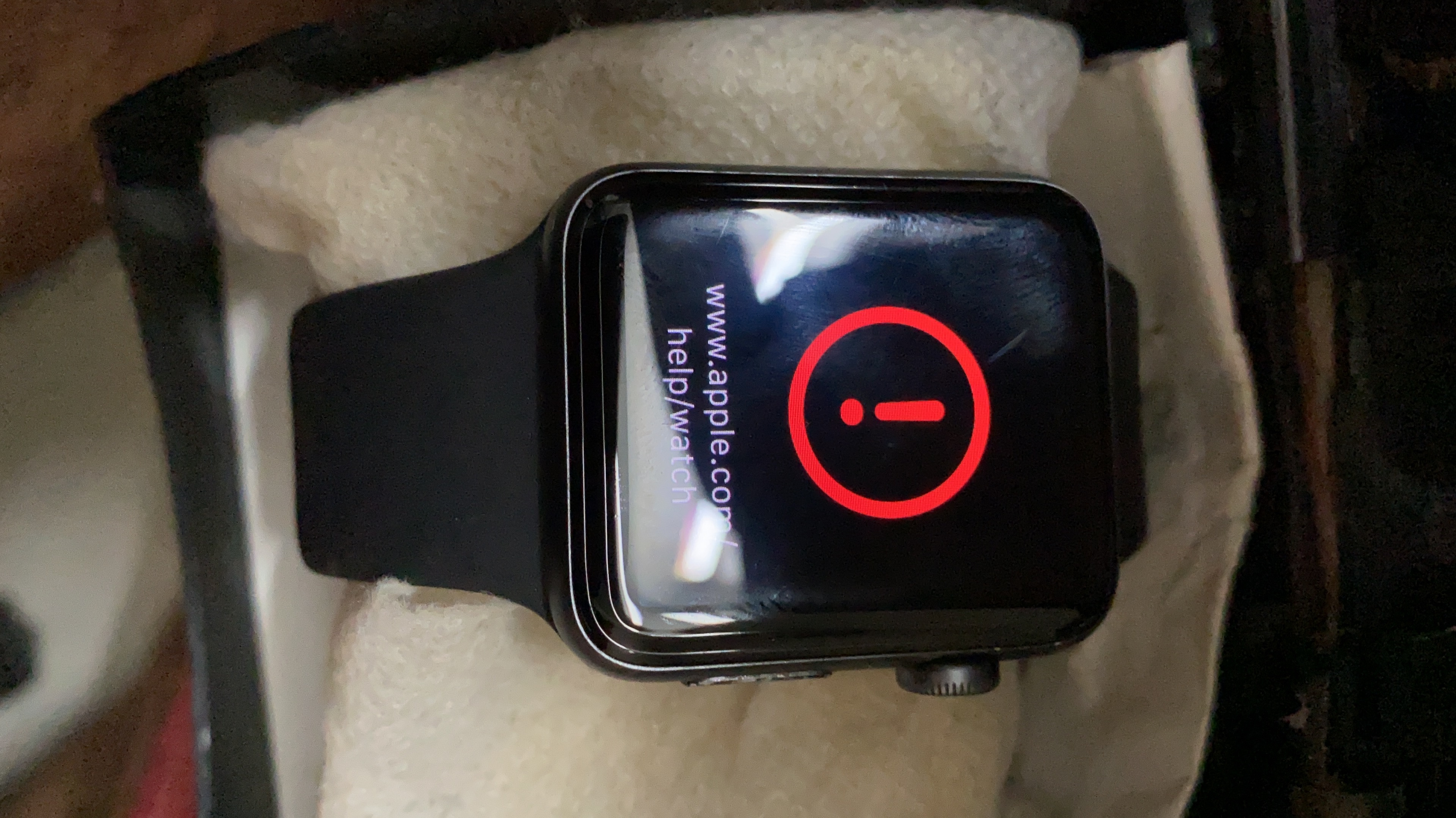 I am recieving exclamation error in I wat… Apple Community