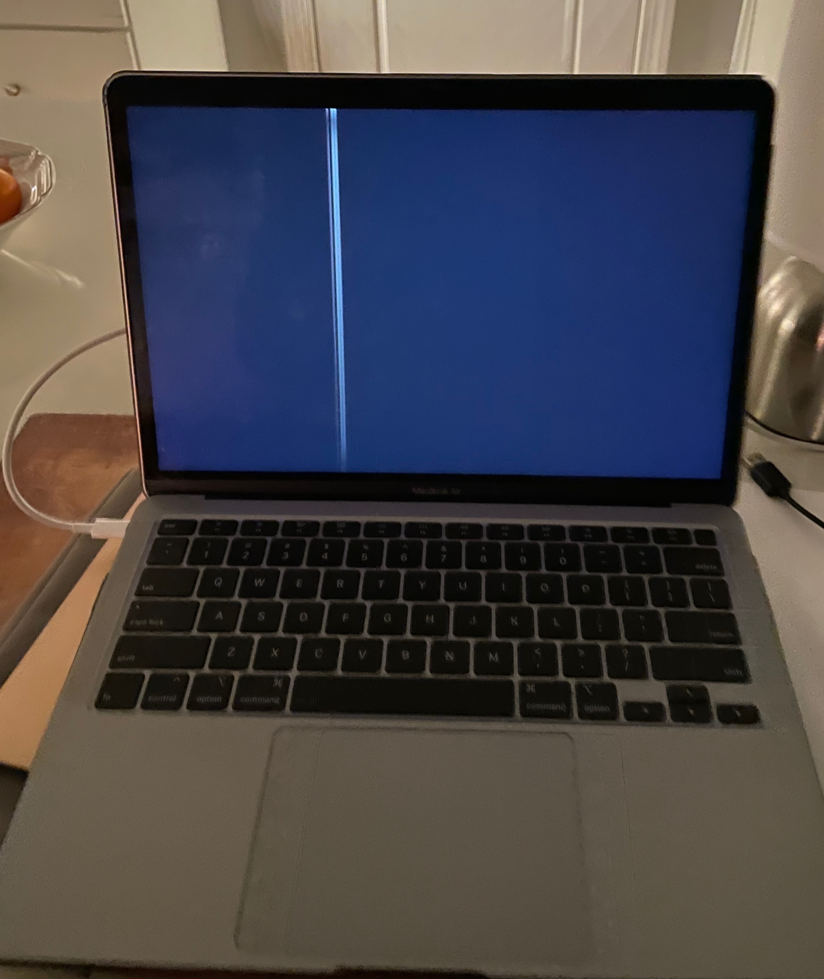 lines on MacBook air screen - Apple Community