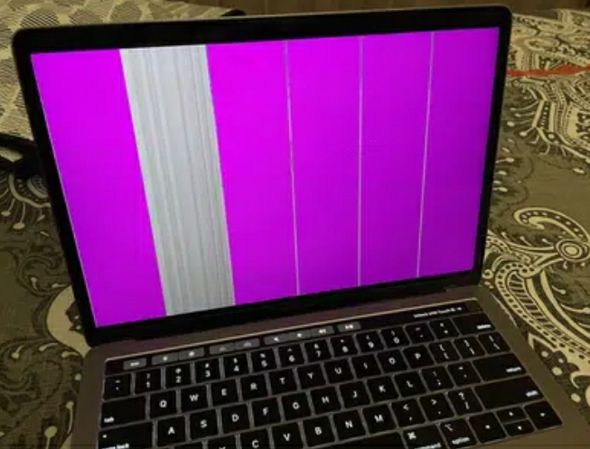 screen-showing-pink-lines-apple-community