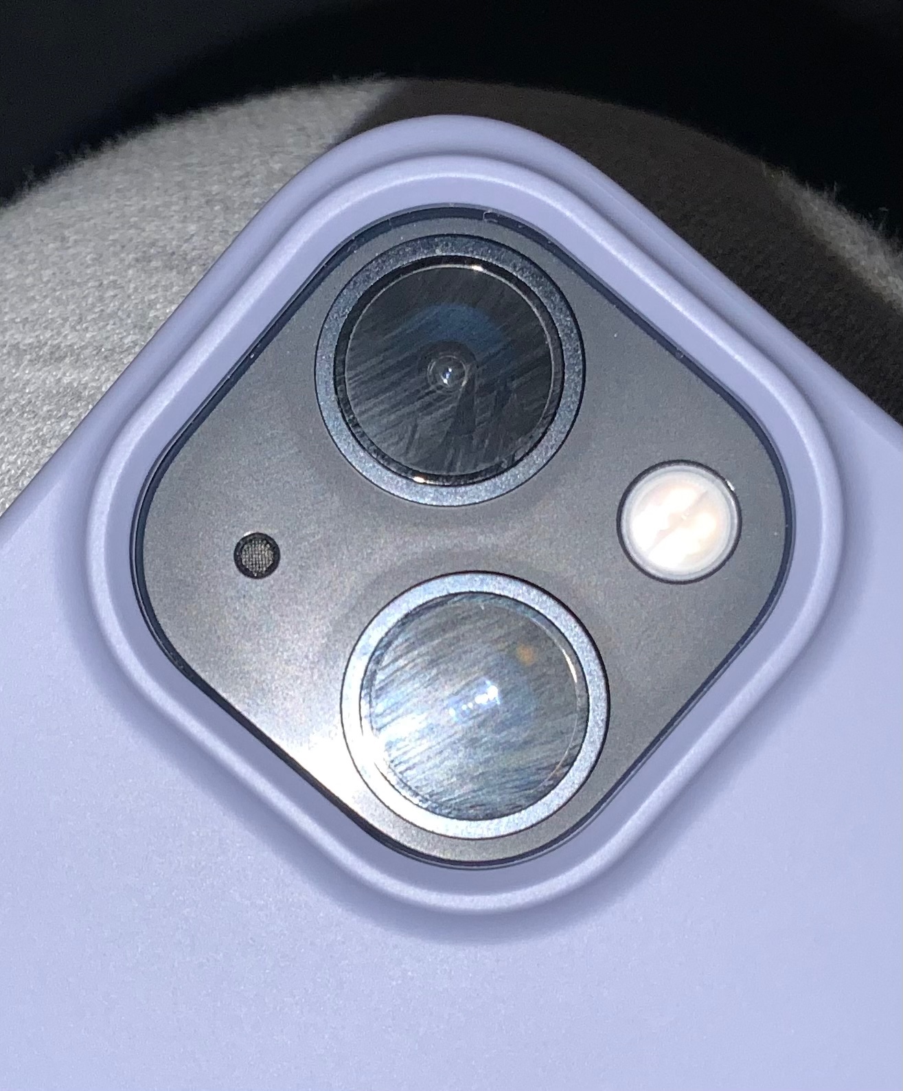 Discoloration around camera lenses Apple Community