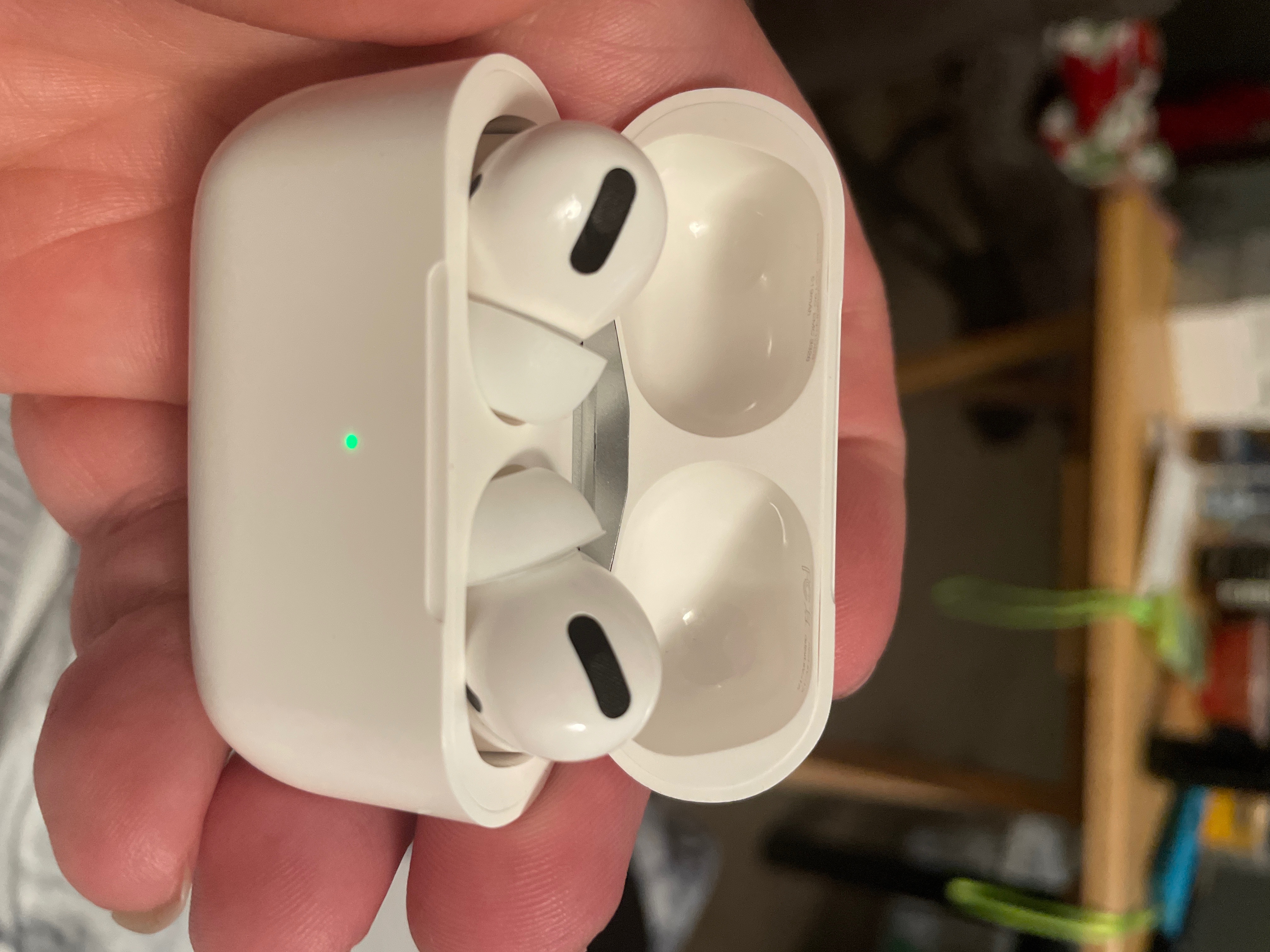 lade Tarif Lydighed Real or fake airpod pros? - Apple Community