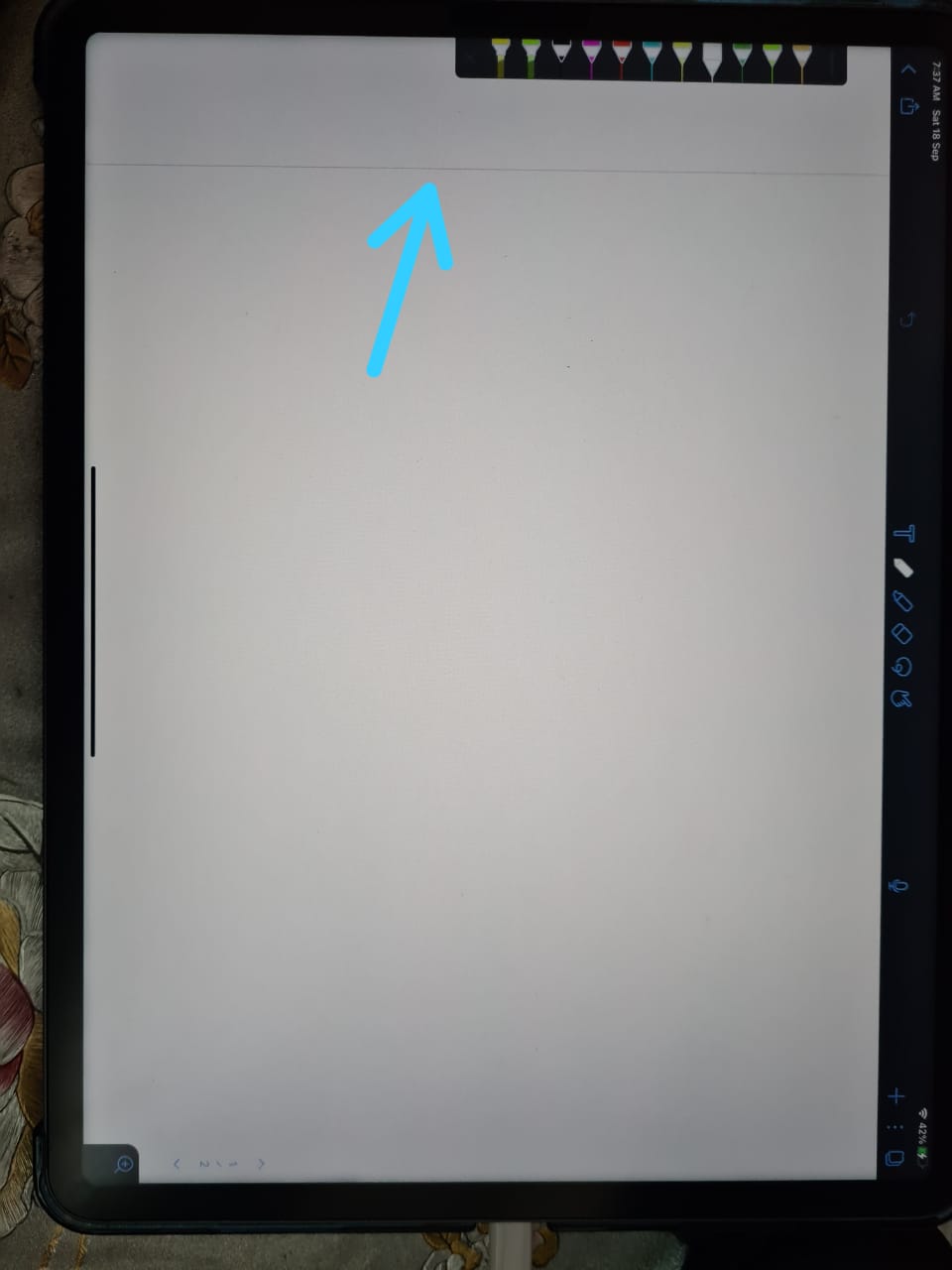 Red thin line on of iPad … - Apple Community